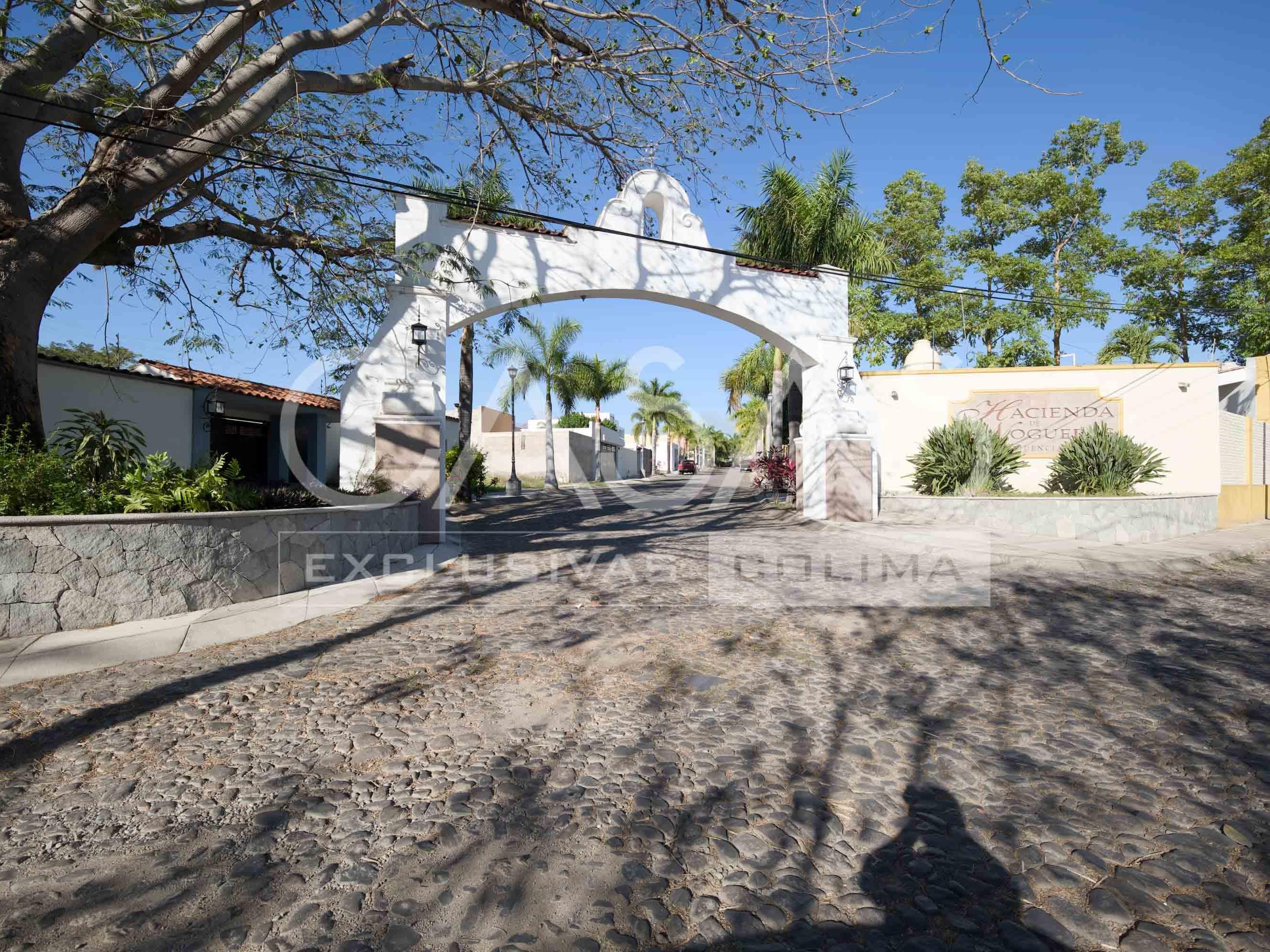 Imagen de Hermosa casa en venta a unos pasos de Nogueras y Comala