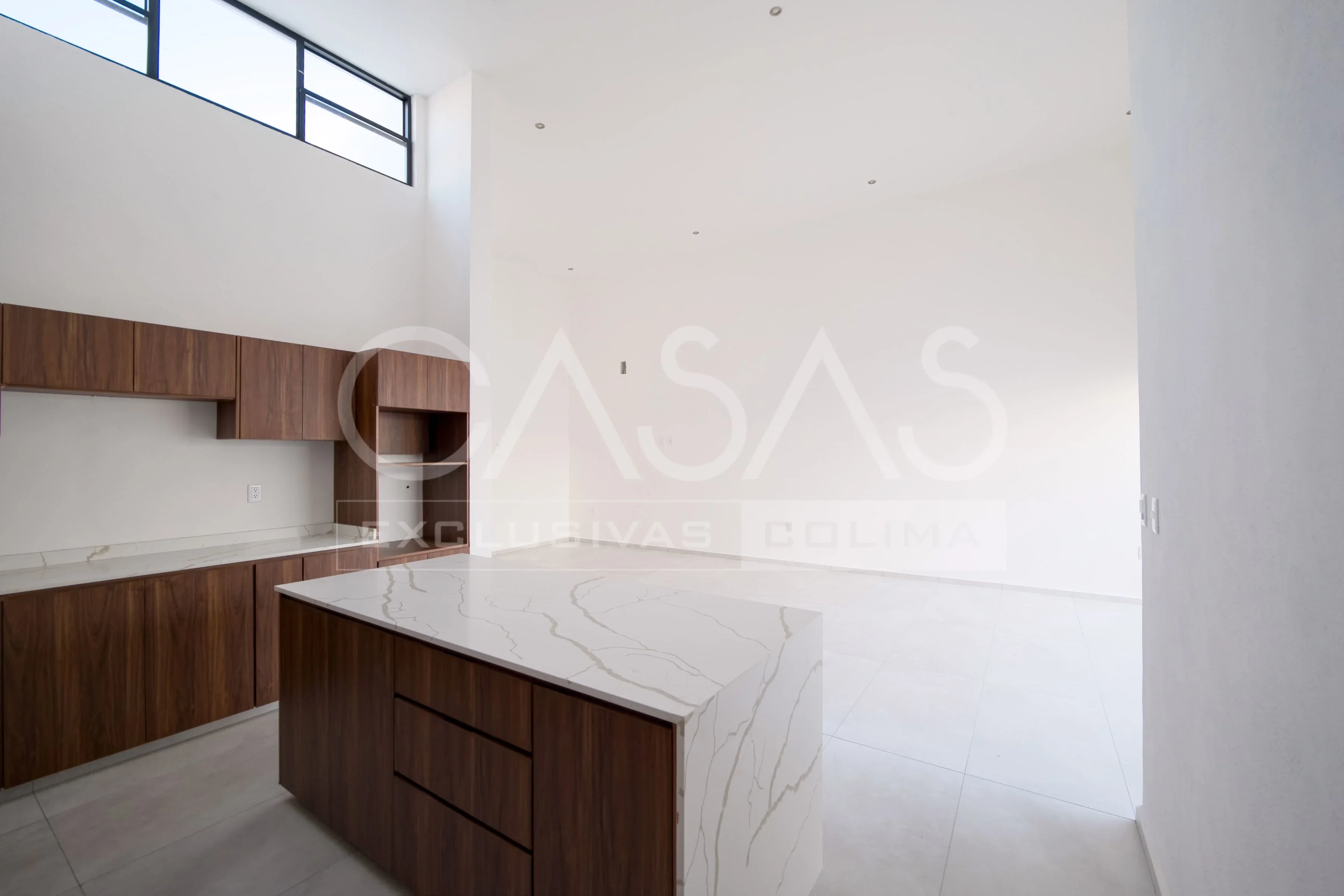 Hermosa casa en venta en un piso, zona norte de Colima 7