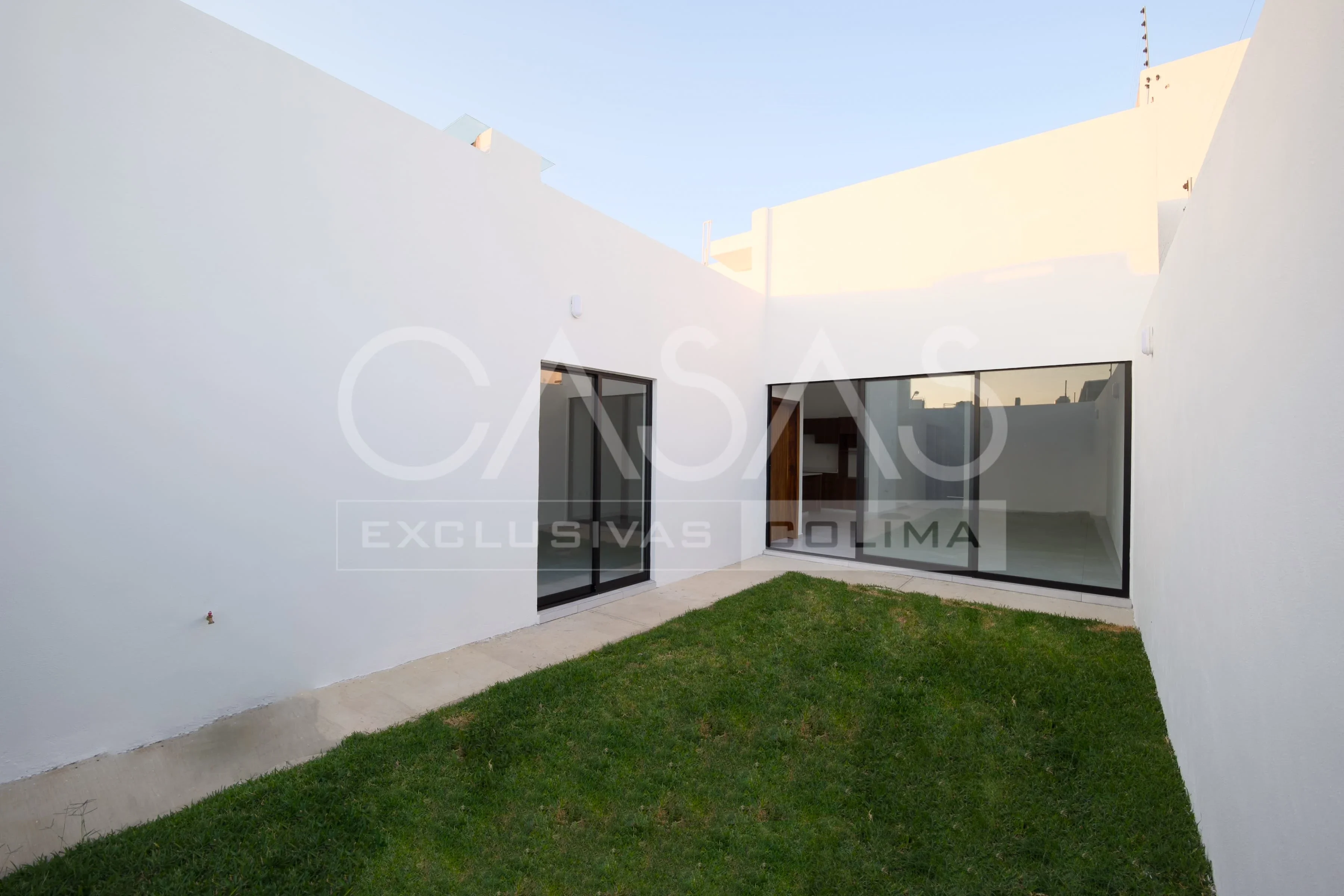 Hermosa casa en venta en un piso, zona norte de Colima 18