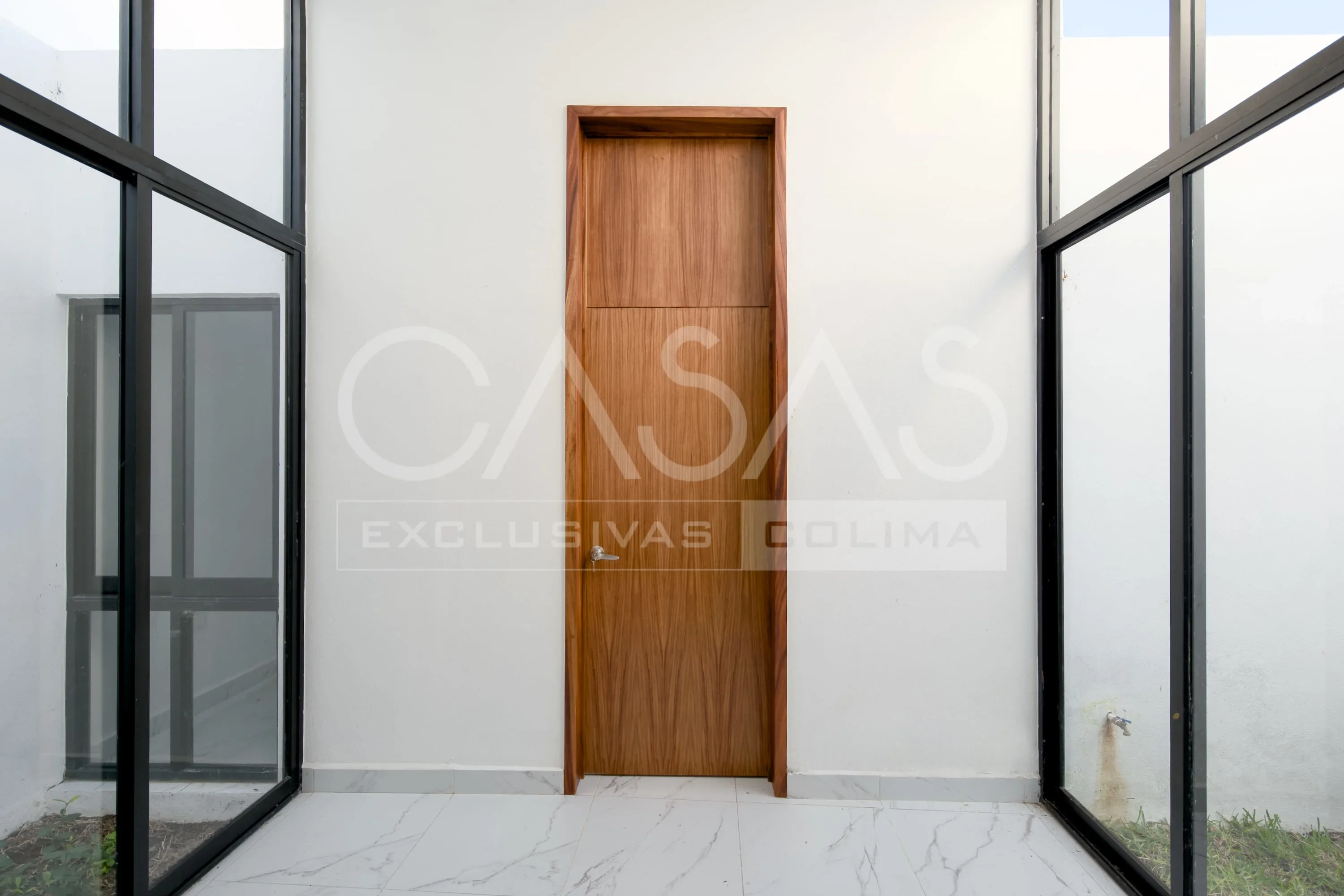 Hermosa casa en venta a unos pasos de Nogueras y Comala 6