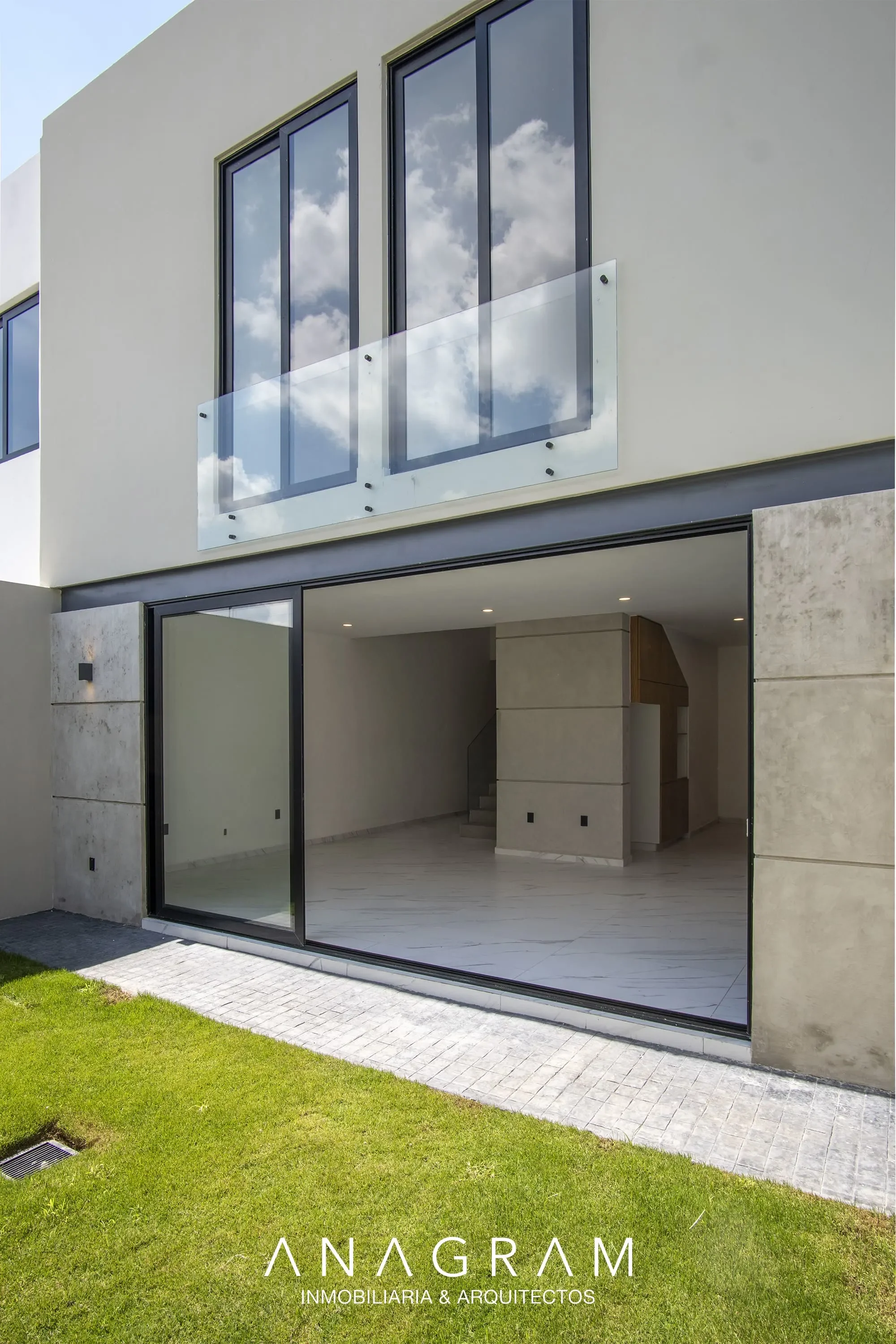 Hermosa residencia en venta en Zapopan Jalisco dentro de coto privado 10