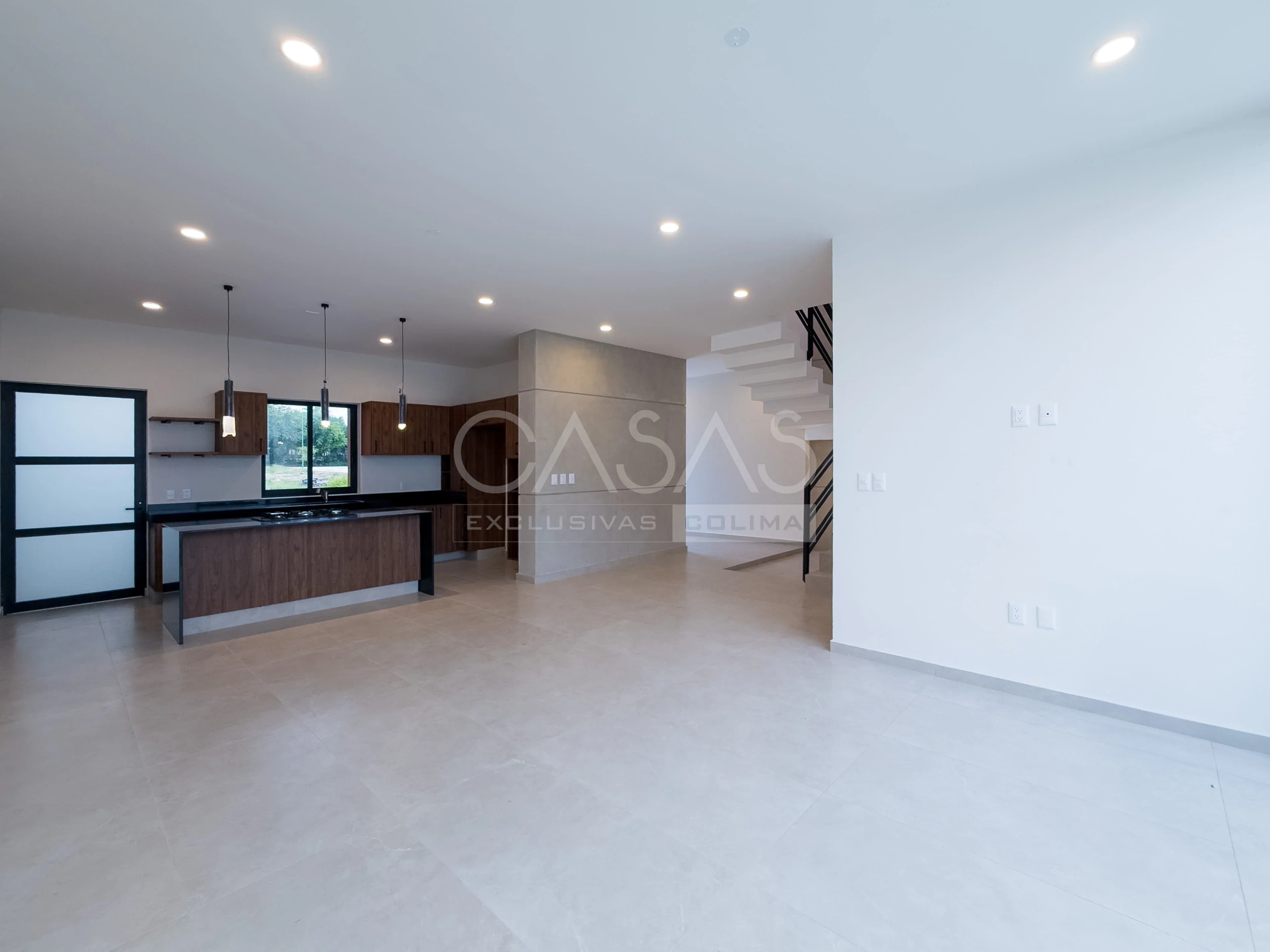 Hermosa casa en venta en nuevo desarrollo en zona norte en Colima 13