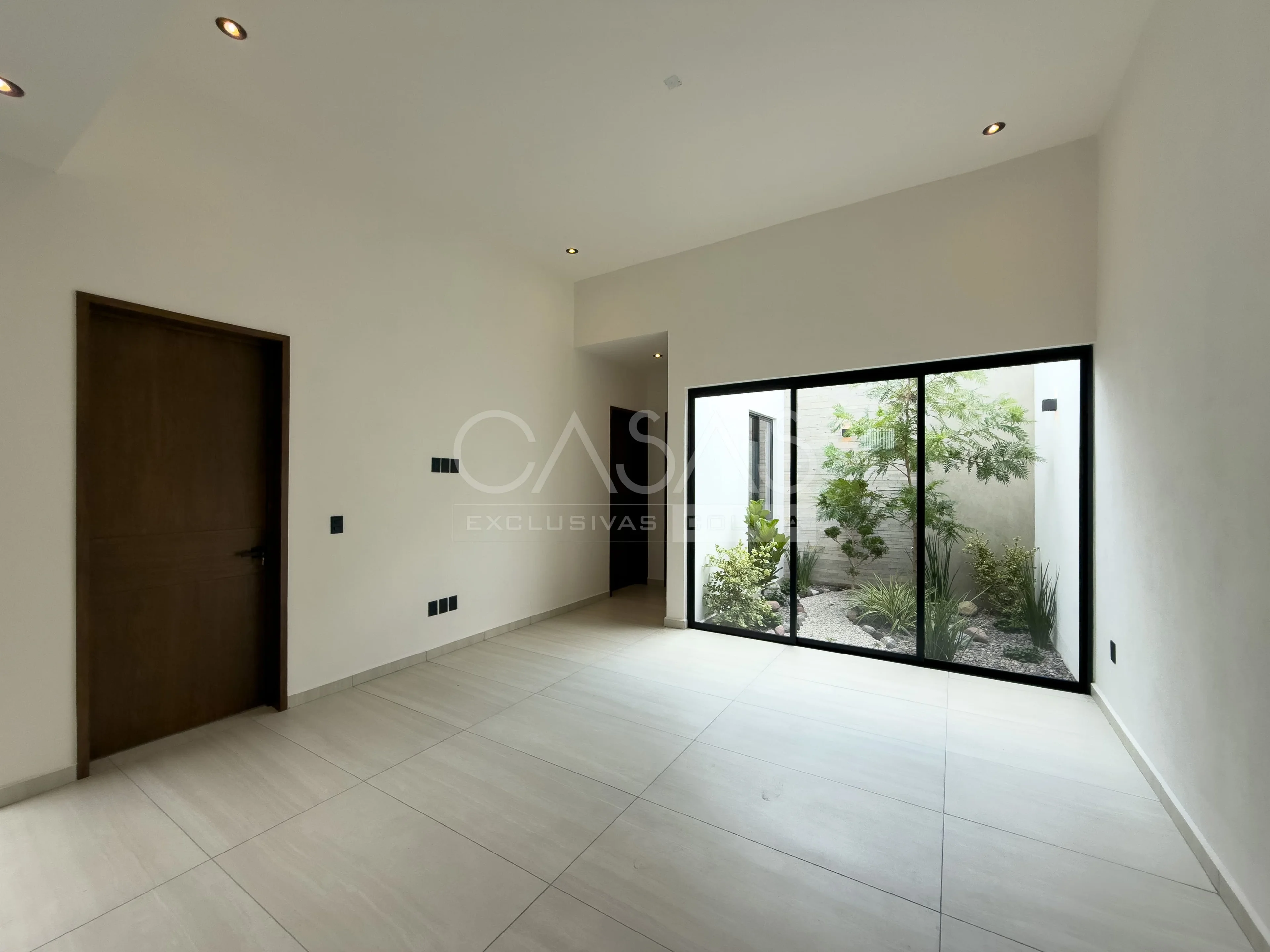 Preciosa casa en venta de alto lujo en zona residencial al norte de Colima 10