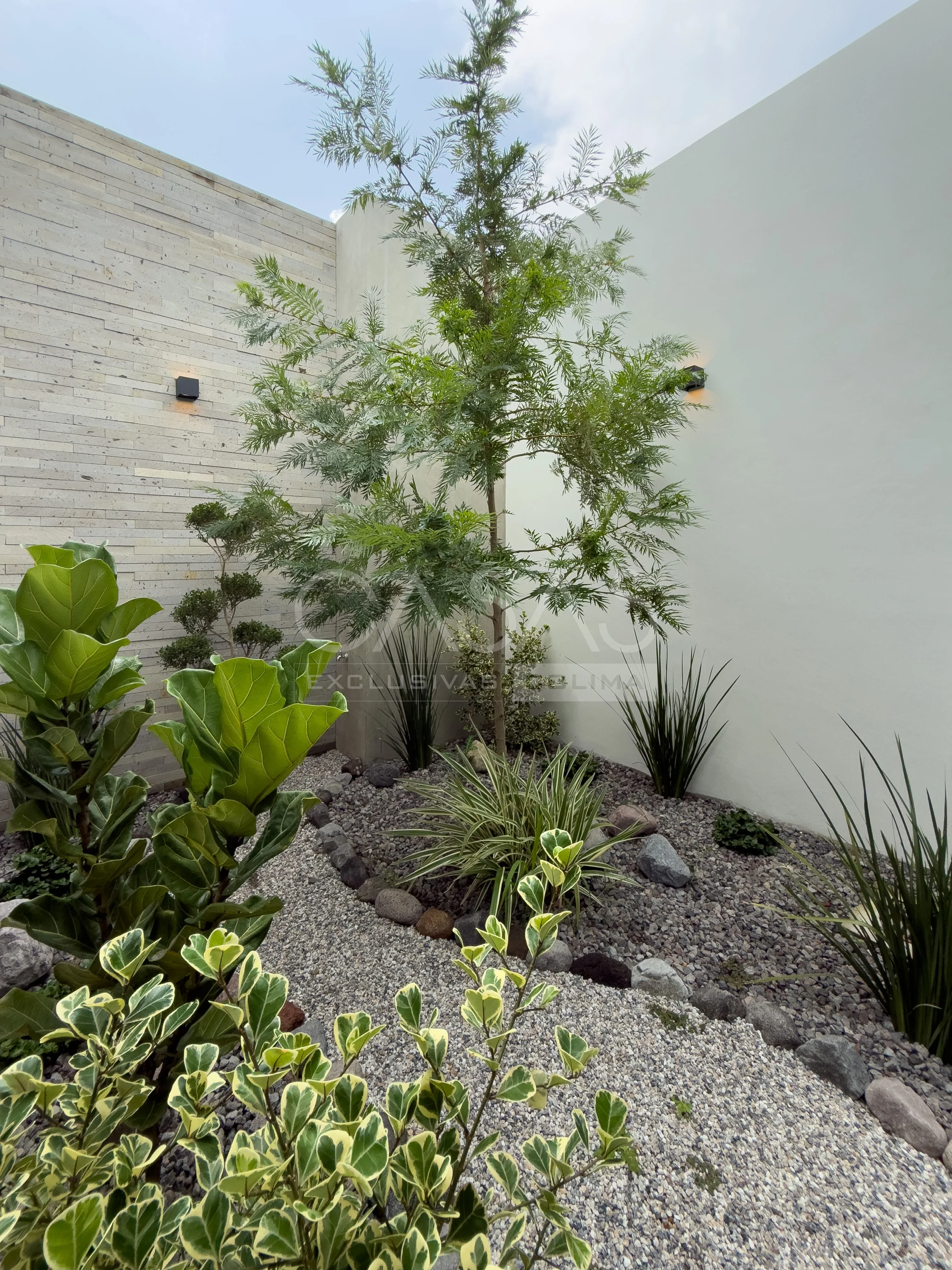 Preciosa casa en venta de alto lujo en zona residencial al norte de Colima 16