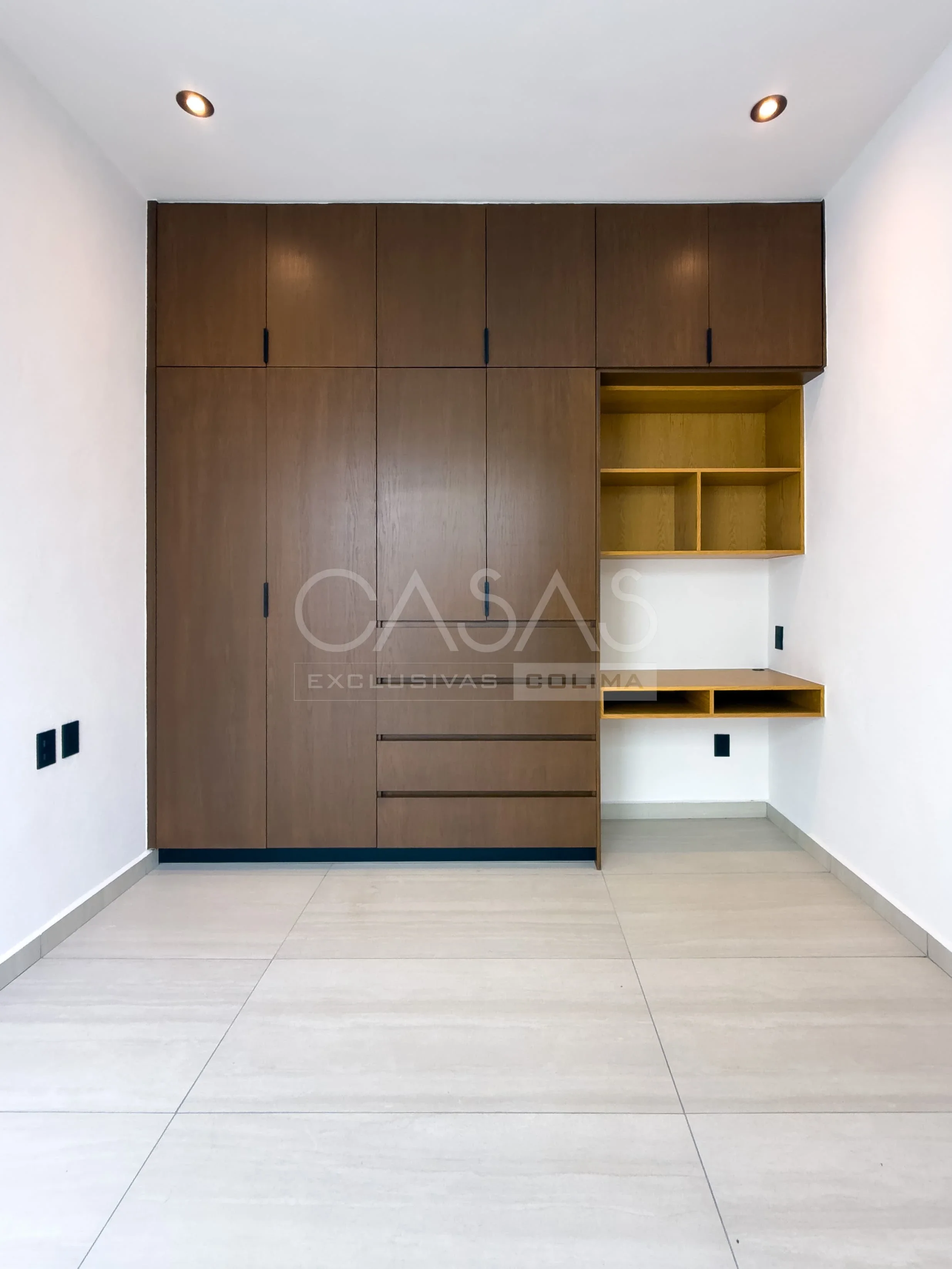 Preciosa casa en venta de alto lujo en zona residencial al norte de Colima 14