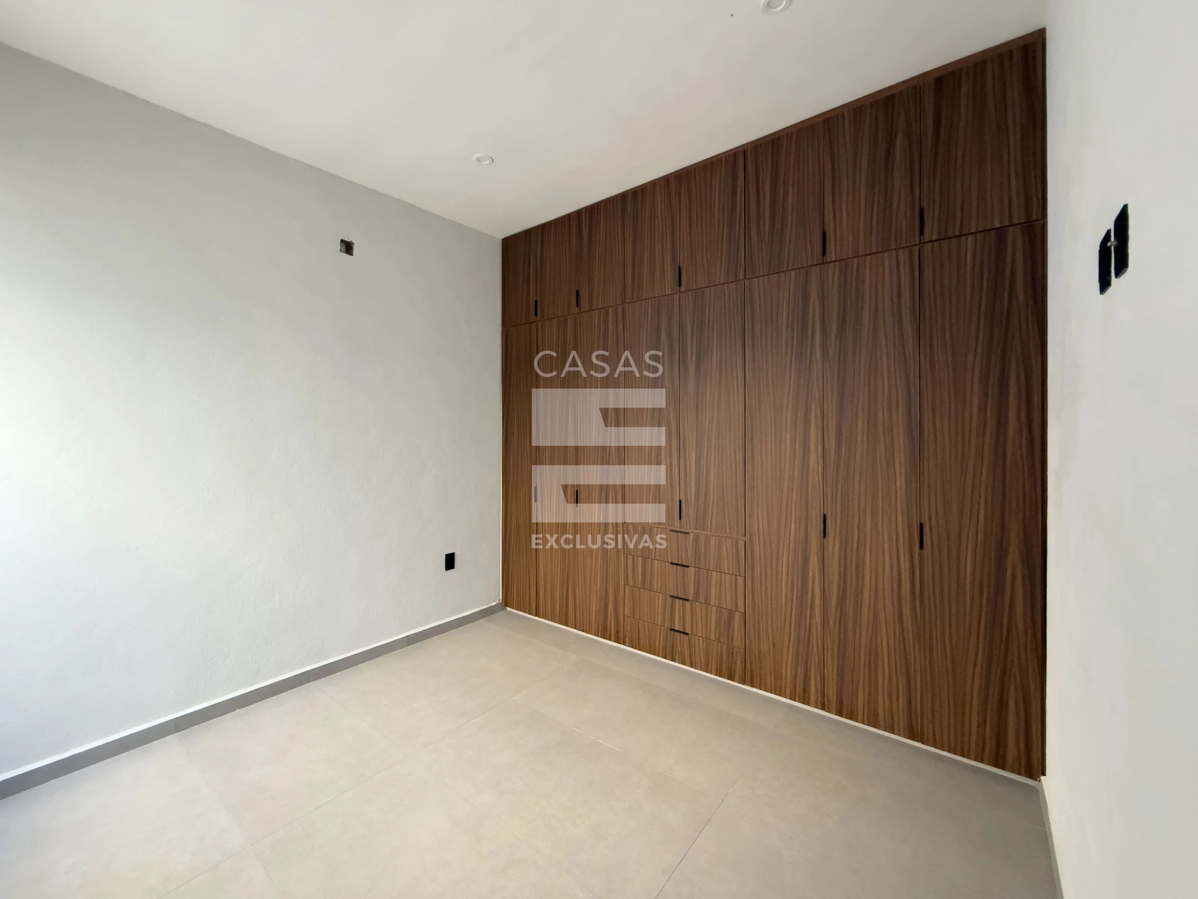 Preciosa casa en venta en zona norte de Colima en residencial Punto Rioja 8