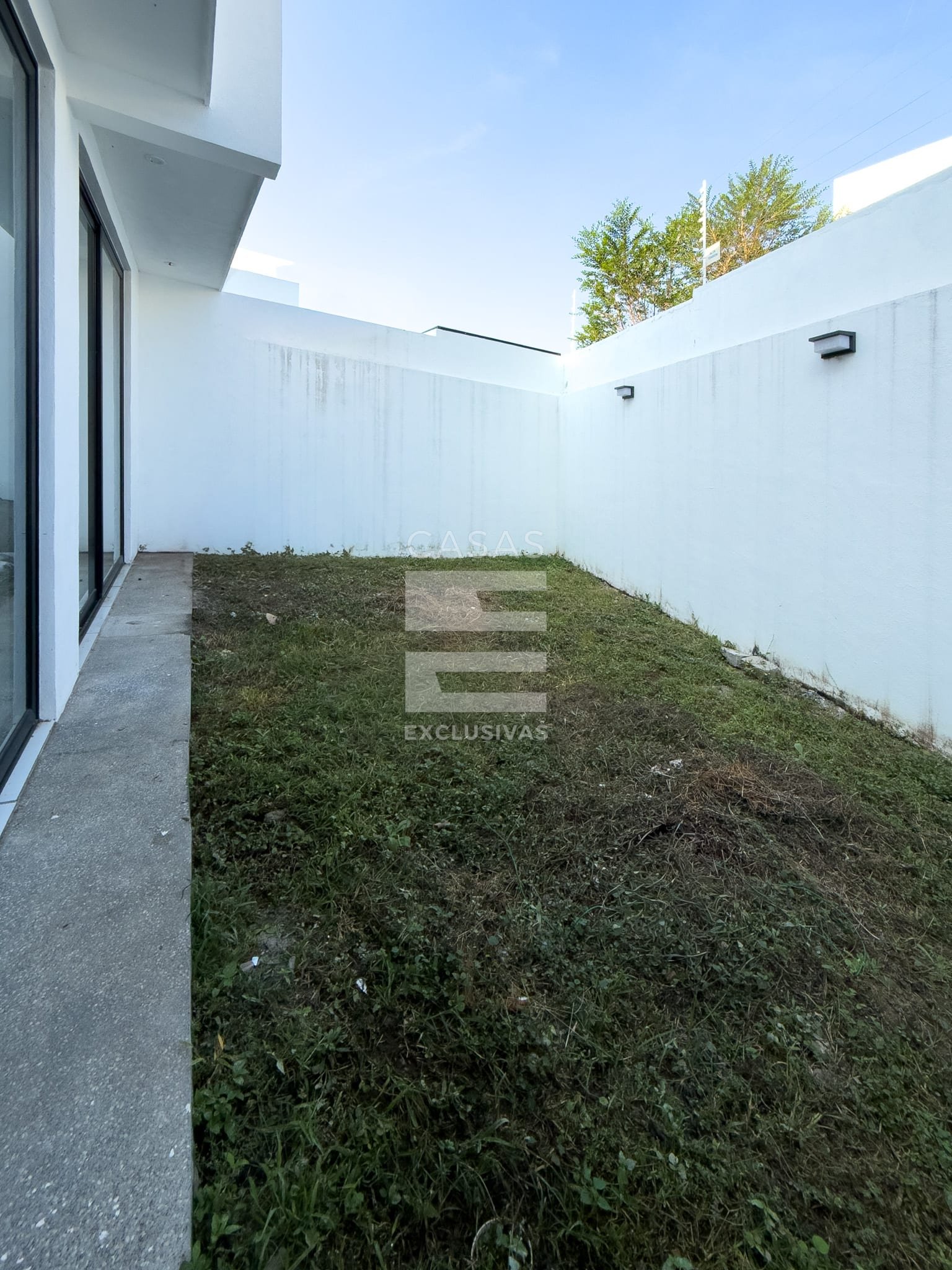 Linda casa en venta en Nogueras Comala con amplios espacios 6