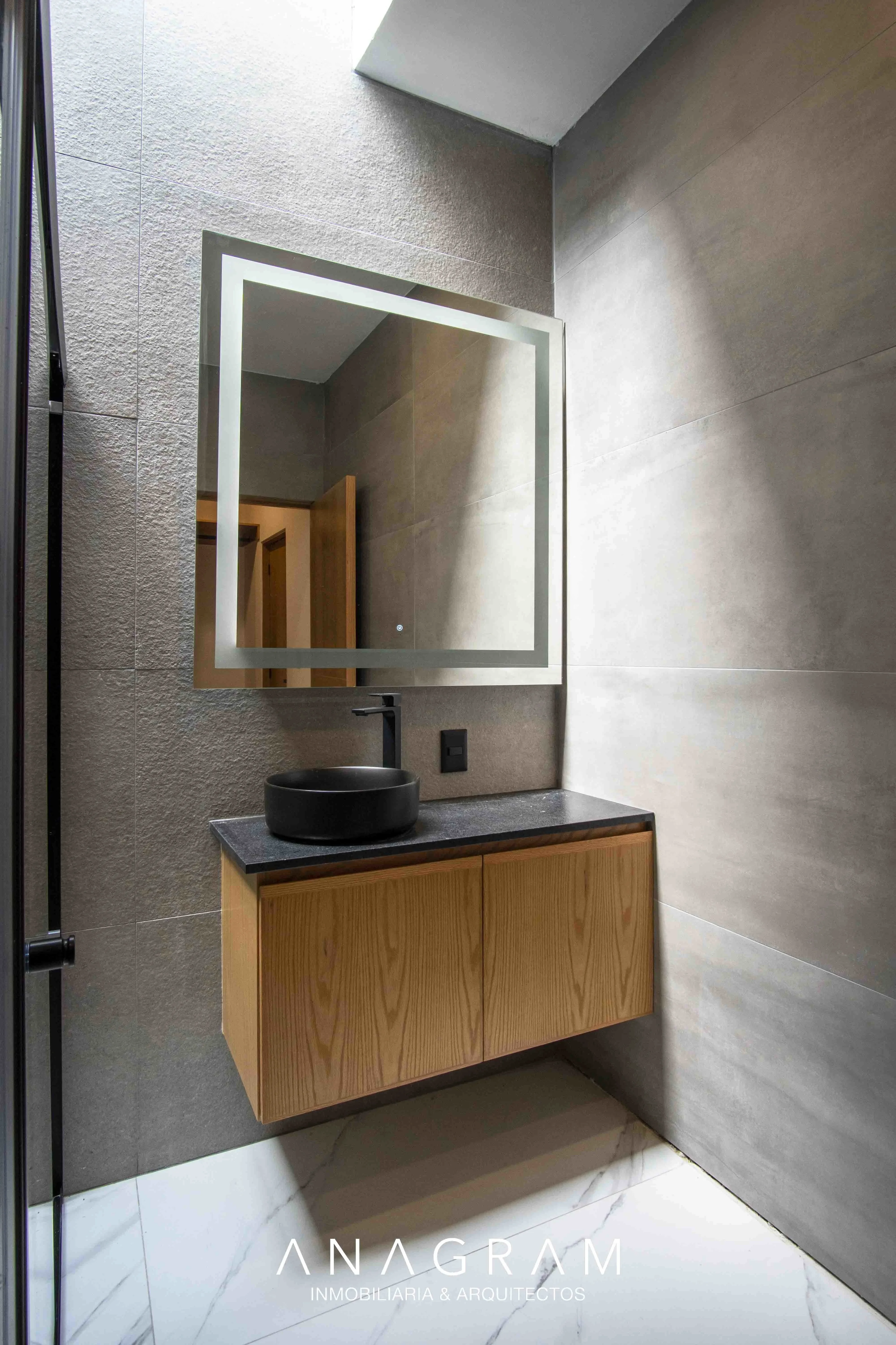 Hermosa residencia en venta en Zapopan Jalisco dentro de coto privado 17