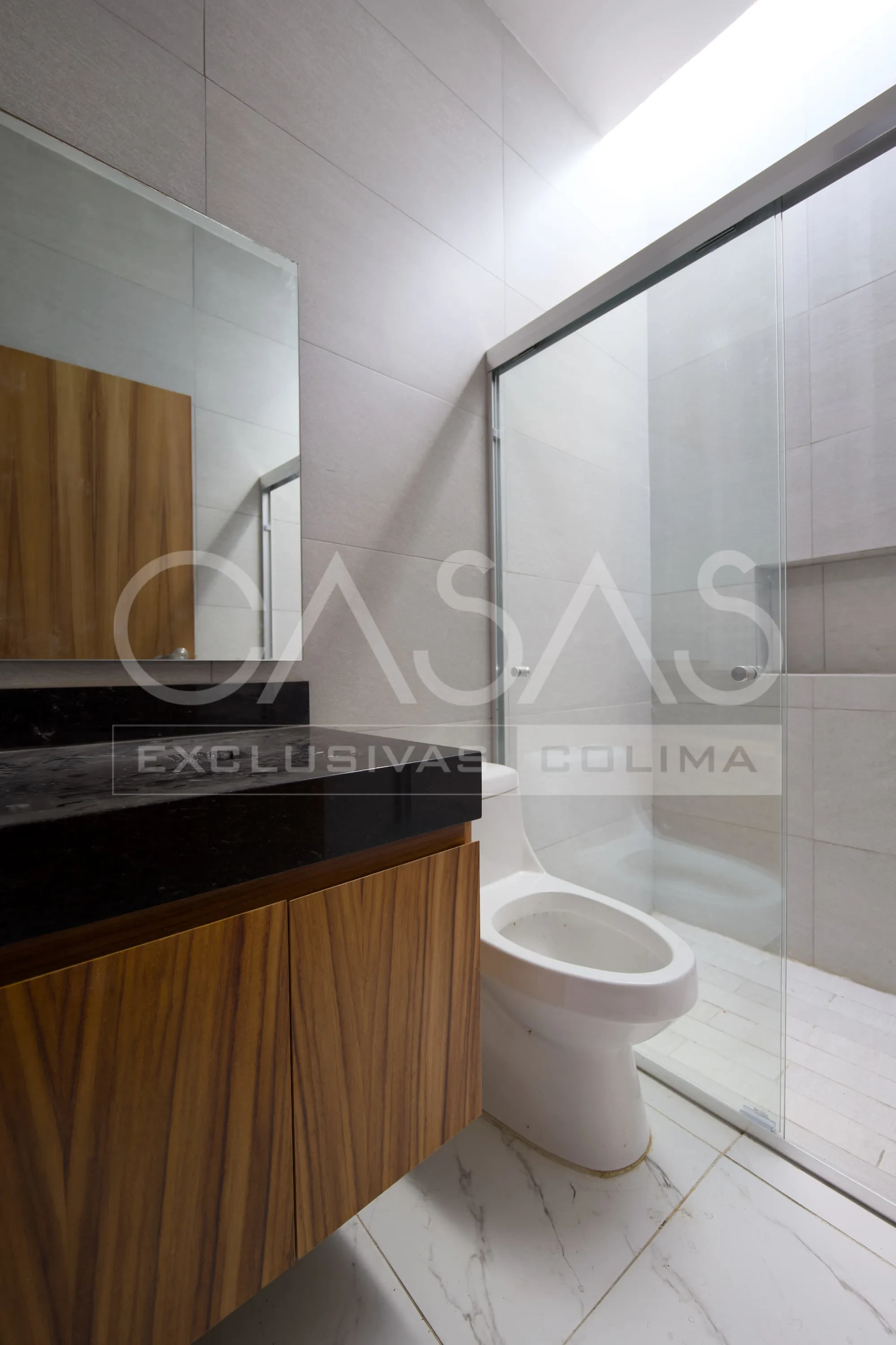 Hermosa casa en venta a unos pasos de Nogueras y Comala 12