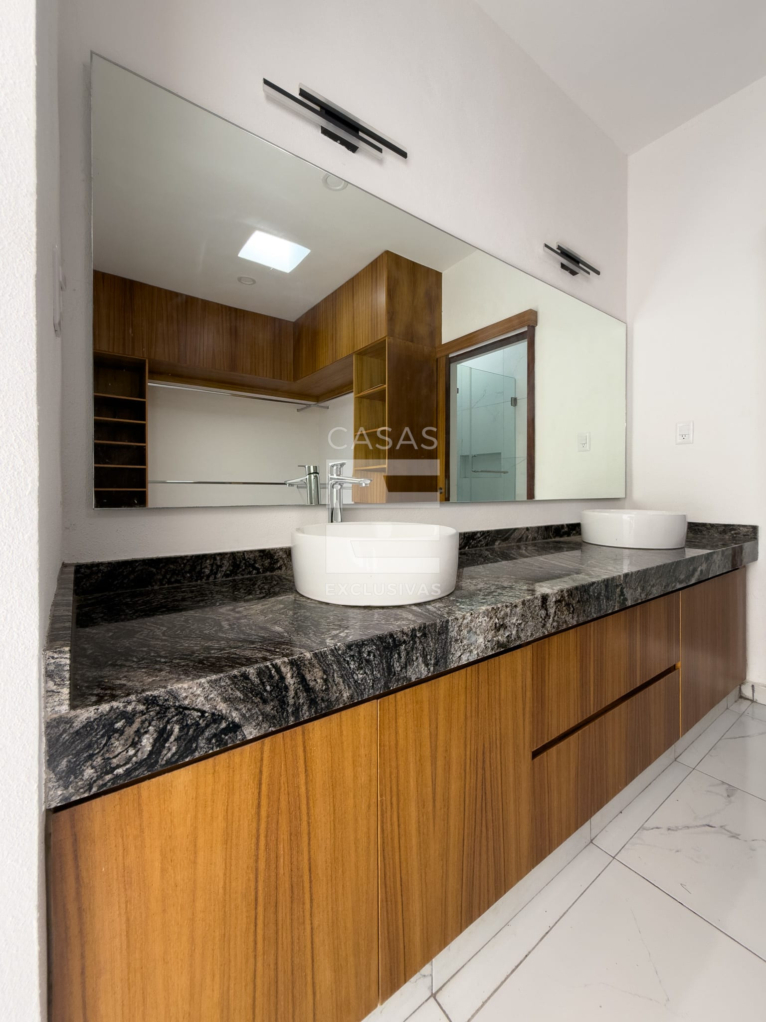 Linda casa en venta en Nogueras Comala con amplios espacios 12