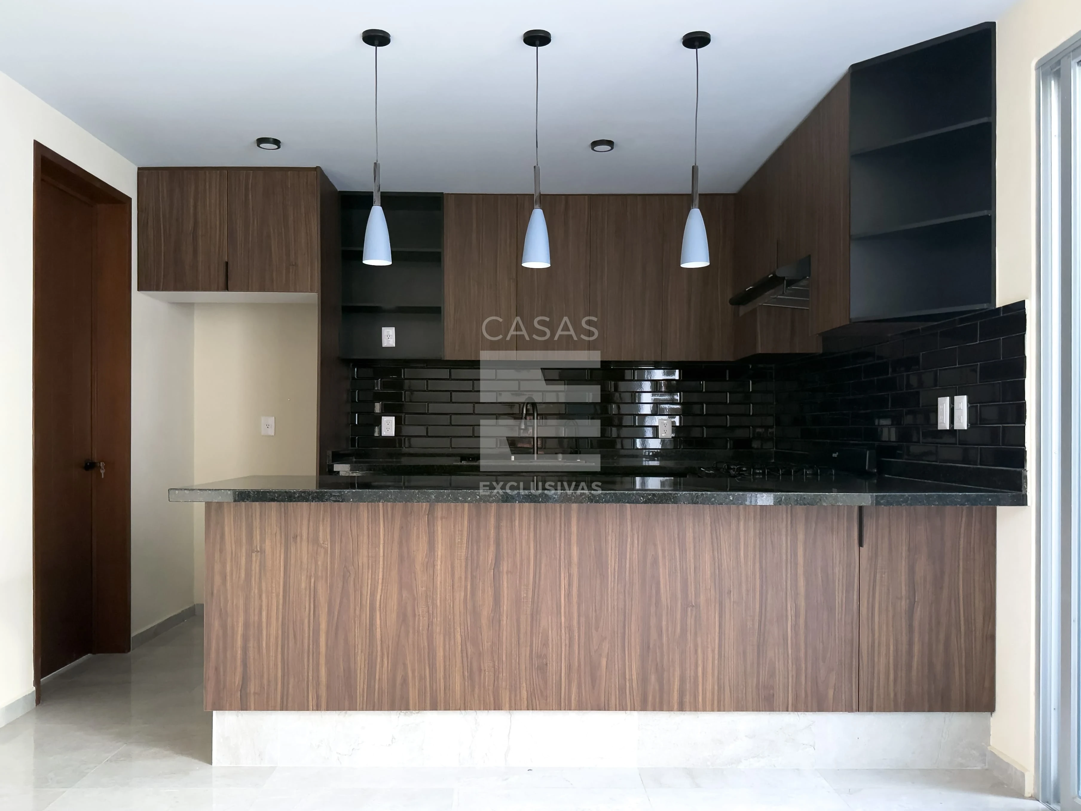 Casa en esquina con amplio terreno en zona norte de Colima 6