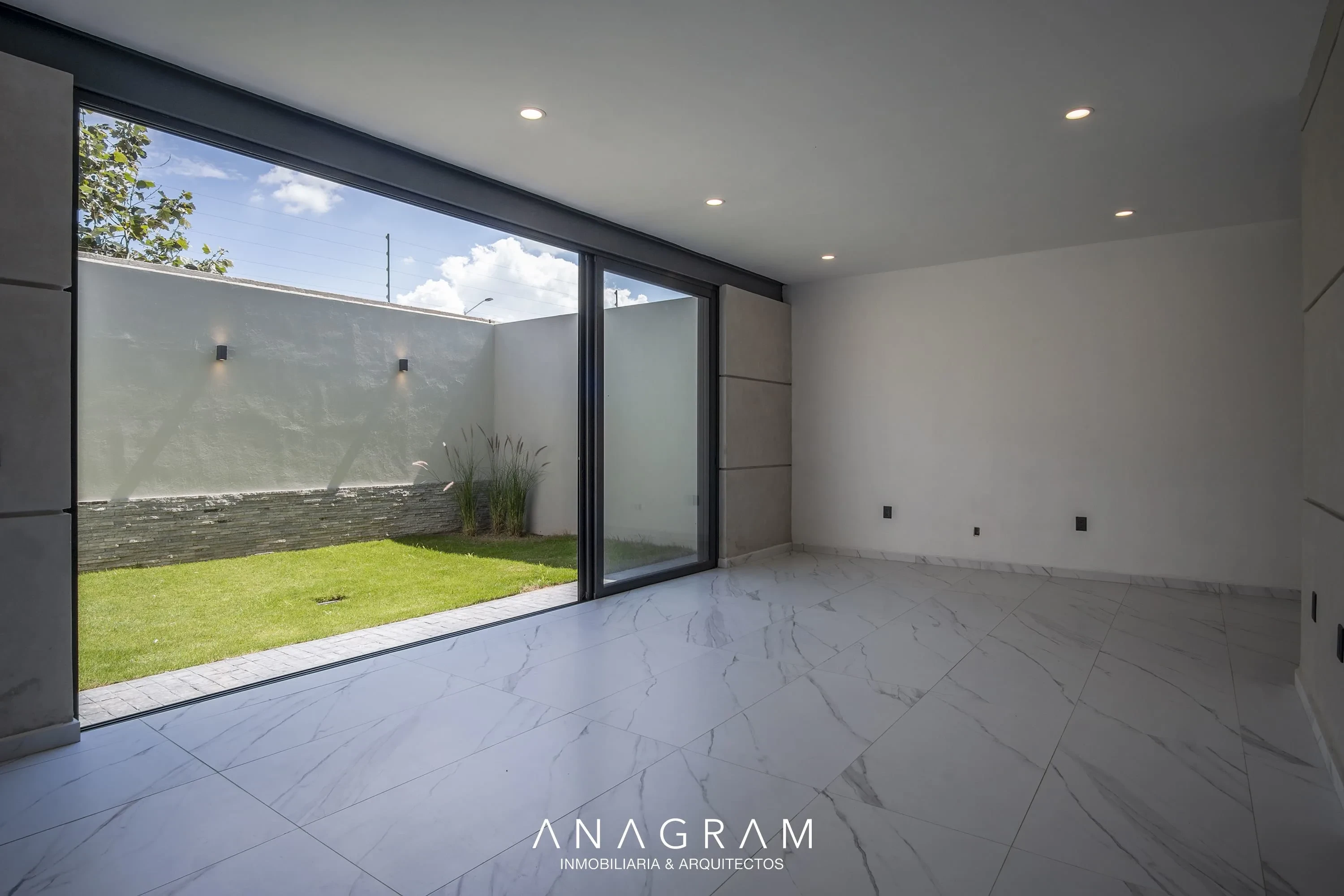 Hermosa residencia en venta en Zapopan Jalisco dentro de coto privado 9