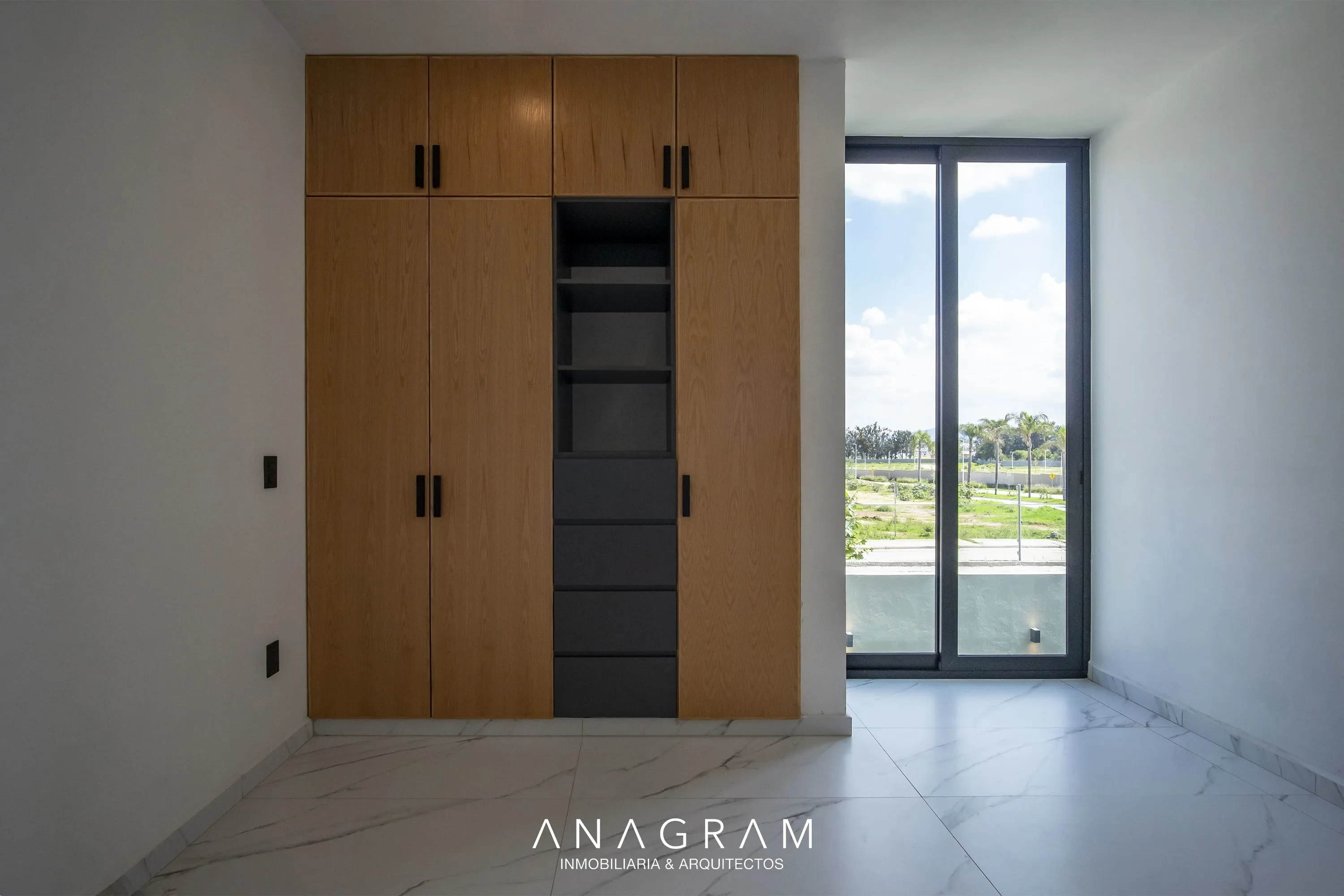 Hermosa residencia en venta en Zapopan Jalisco dentro de coto privado 16