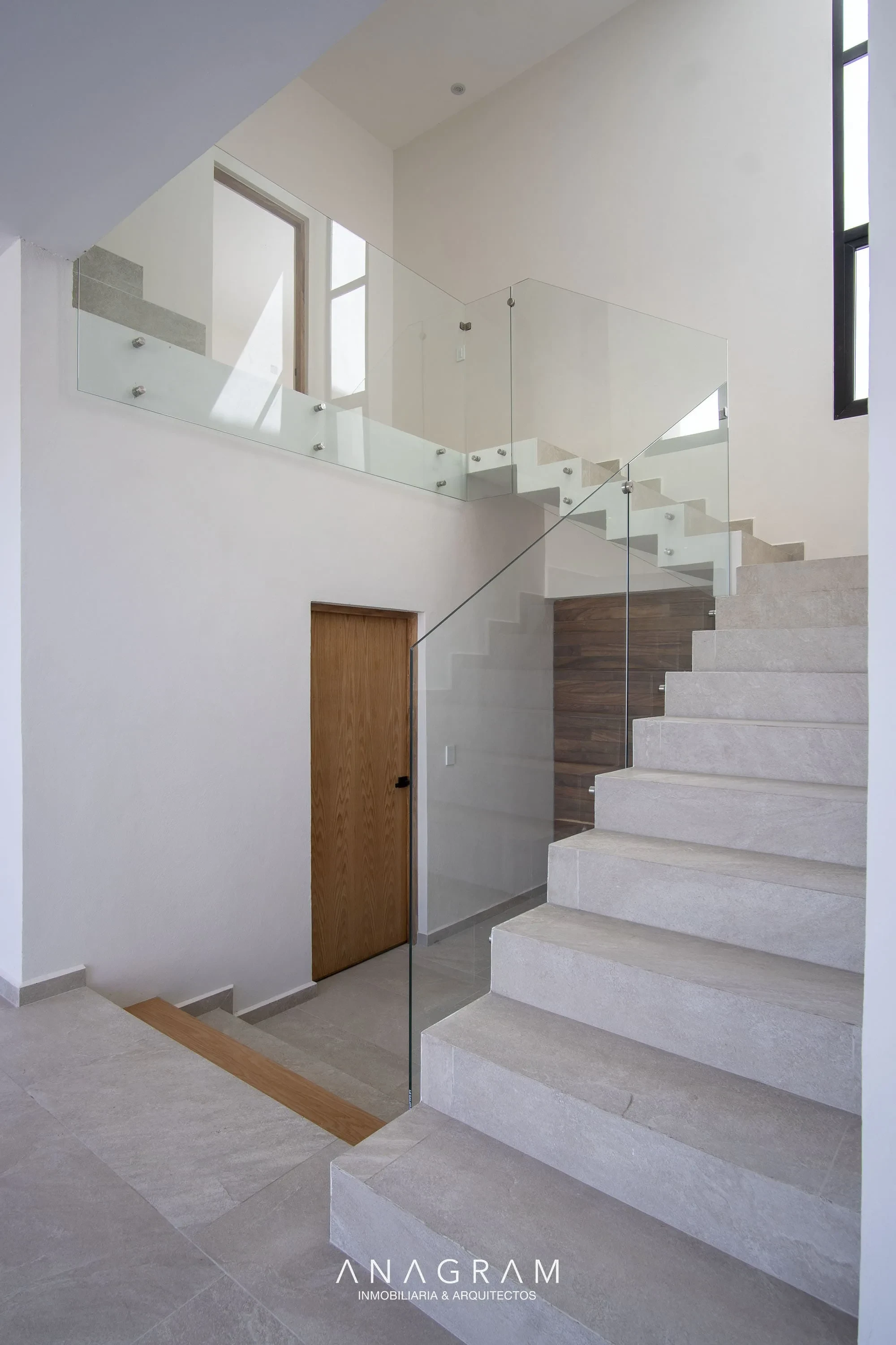 Preciosa casa en venta en coto privado al norte de Colima, rodeada de mucha vegetación 5