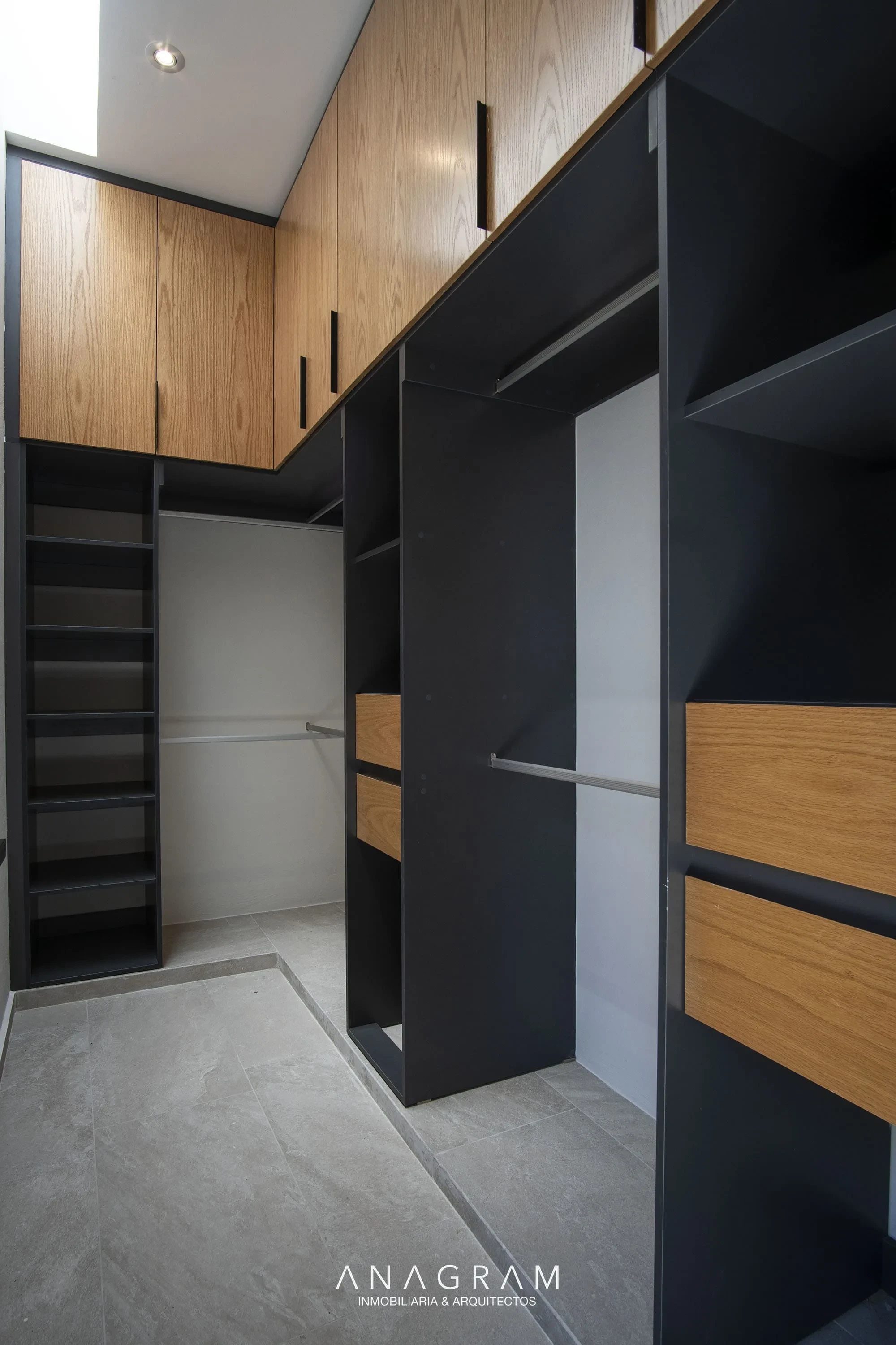 Preciosa casa en venta en coto privado al norte de Colima, rodeada de mucha vegetación 13