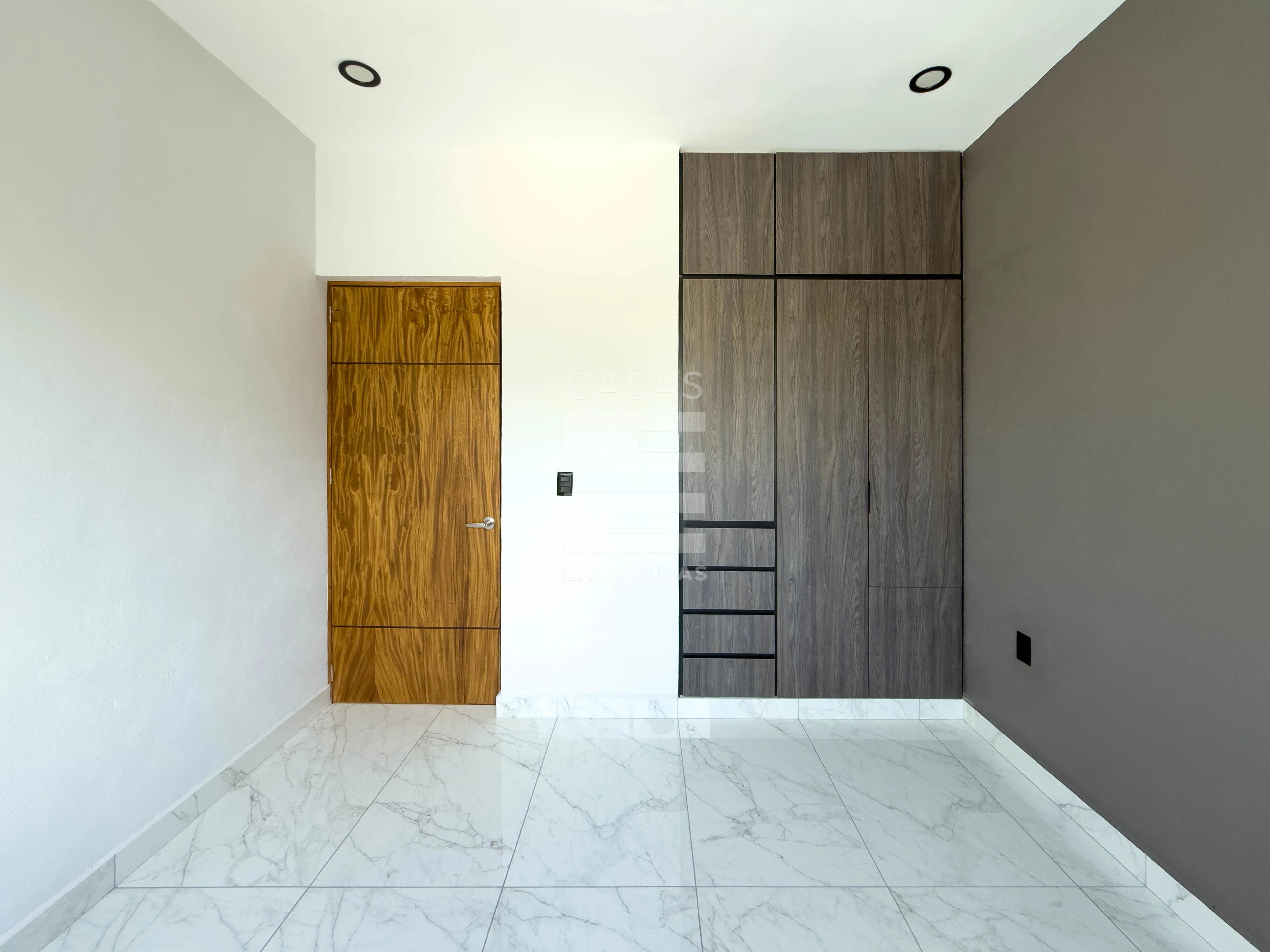 Hermosa casa en venta al norte de Colima con acabados en parota natural 12