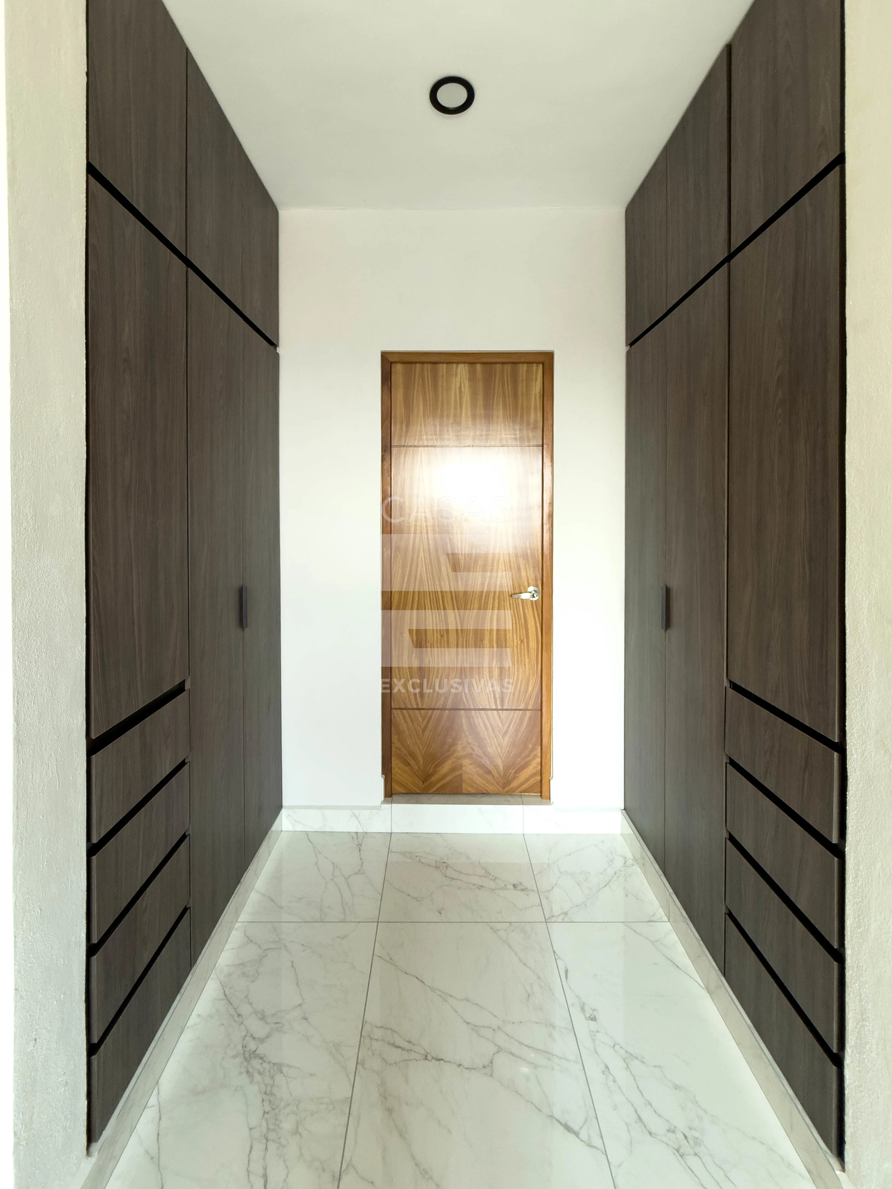 Hermosa casa en venta al norte de Colima con acabados en parota natural 10