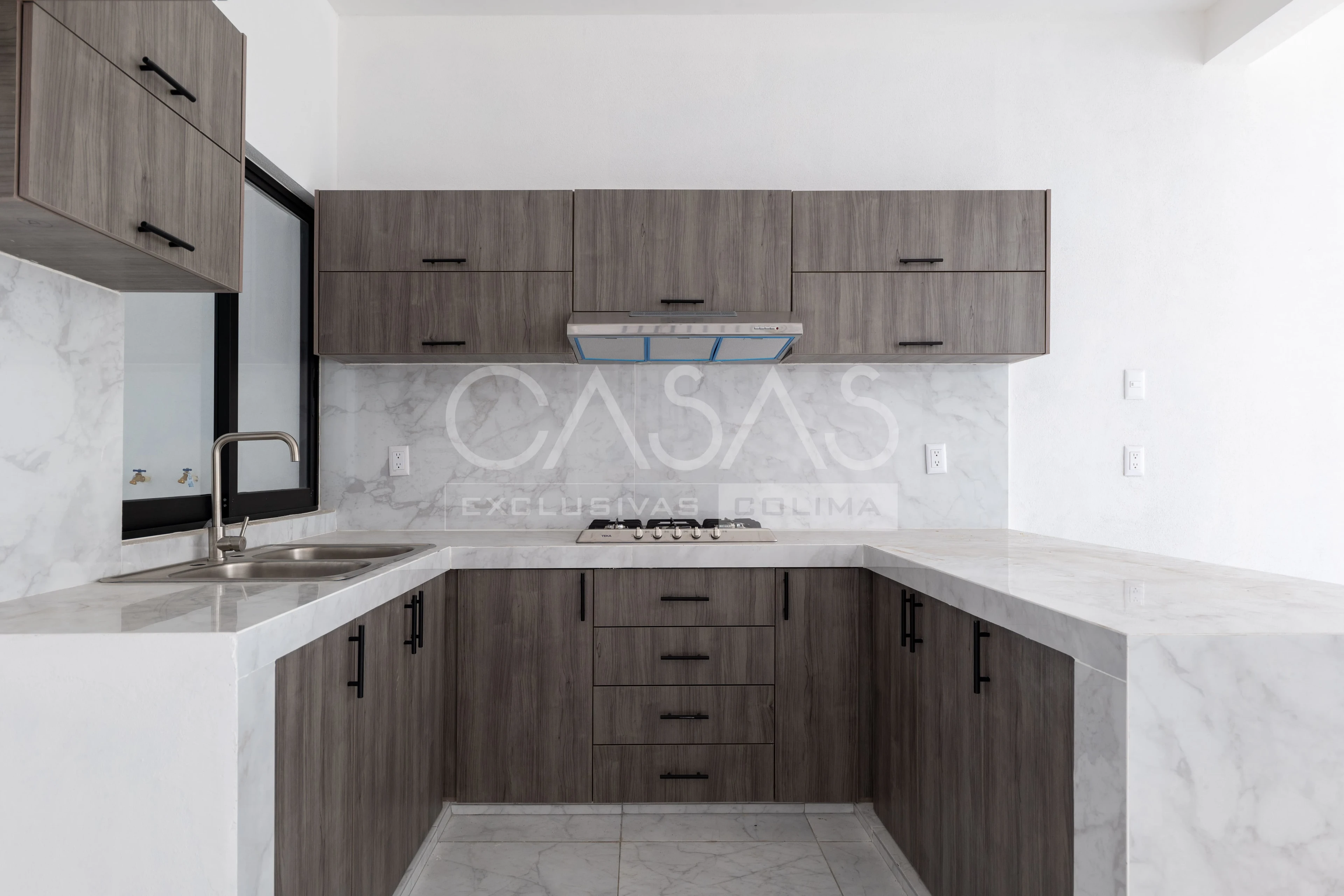 Preciosas casas en venta en Villa de Álvarez-Colima, a unos pasos del tercer anillo periférico 7