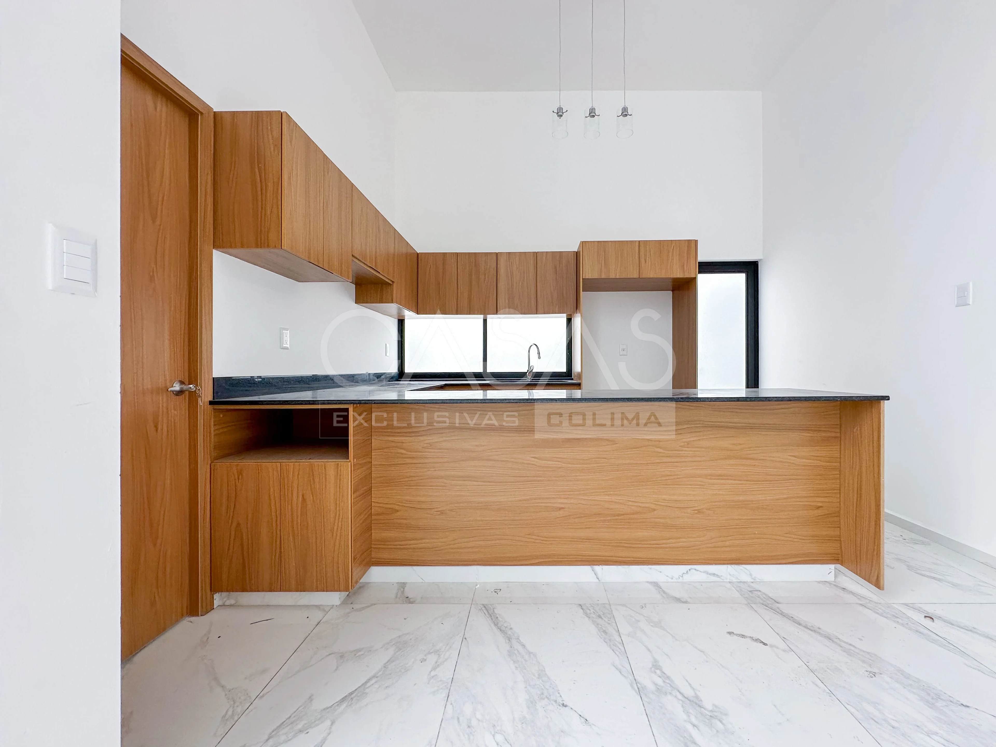 Preciosa casa de una planta en venta en zona norte de Villa de Álvarez 3