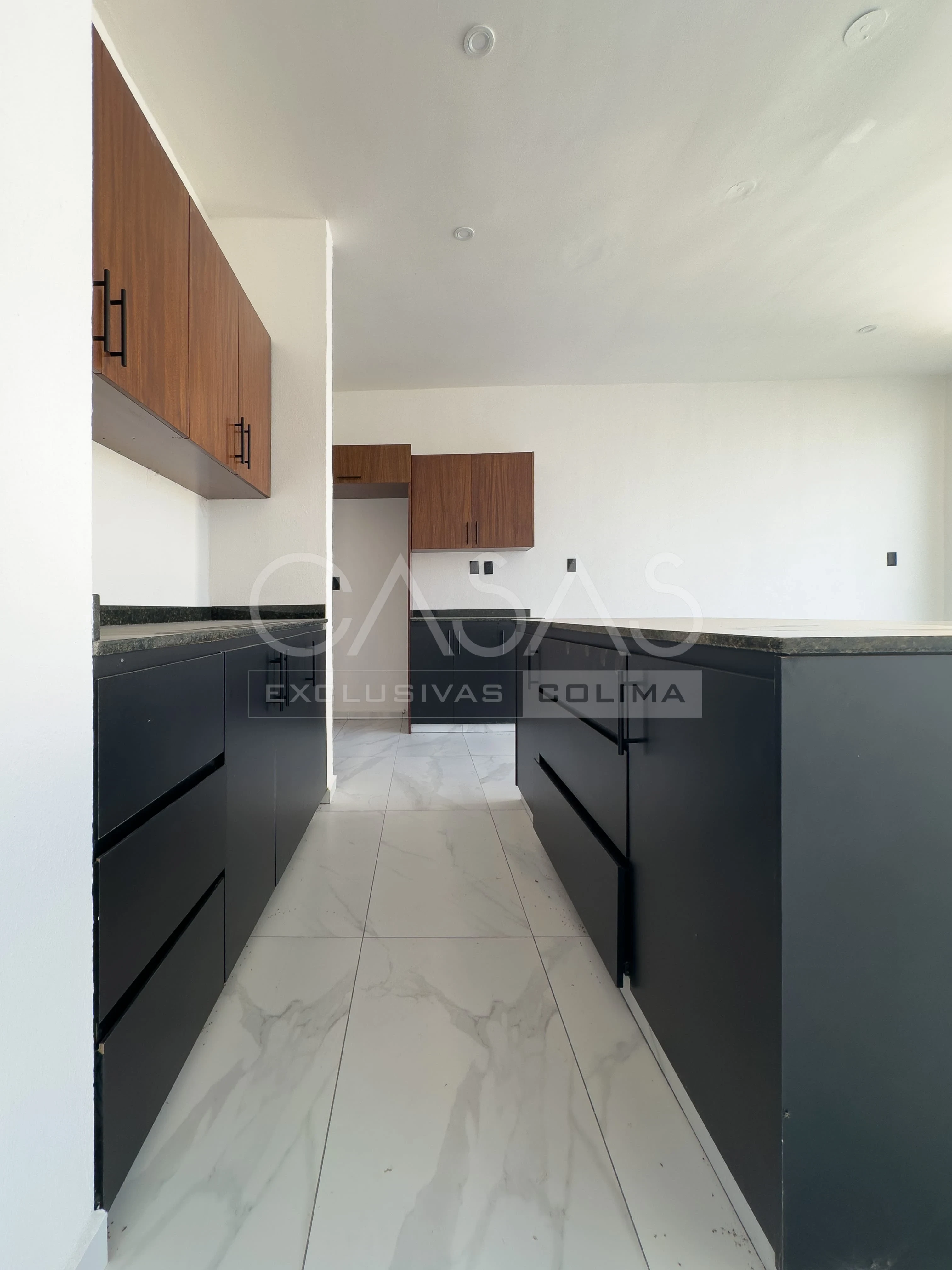 Hermosa casa en venta al norte de Colima con jardín posterior muy amplio 5