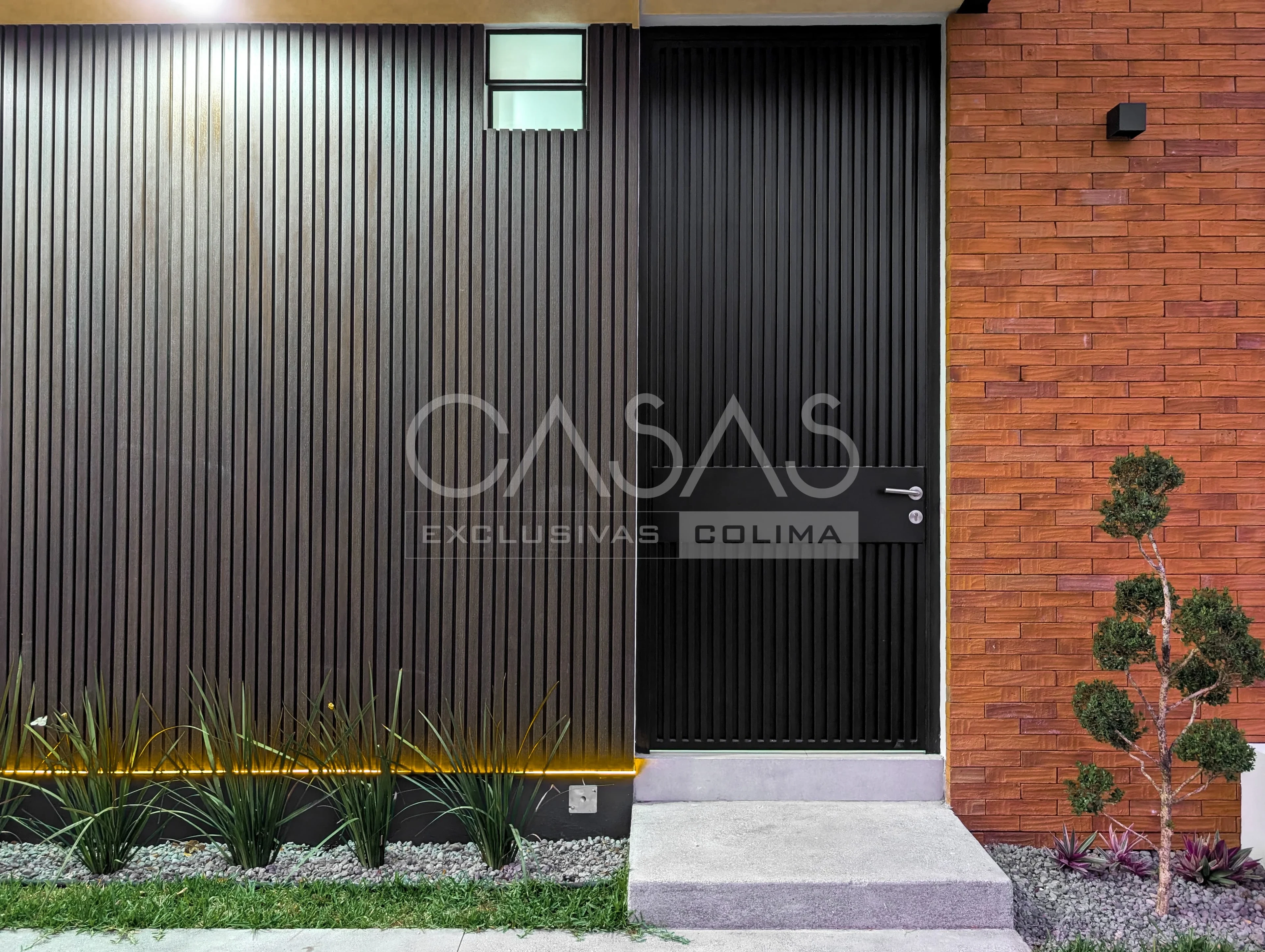 Bellísima casa en venta en zona norte de colima, a unas cuadras de V. Carranza 2