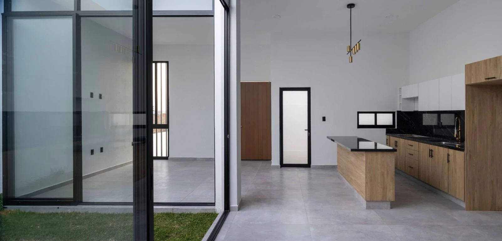 Hermosa casa en venta al norte de Colima una planta y dos habitaciones 2