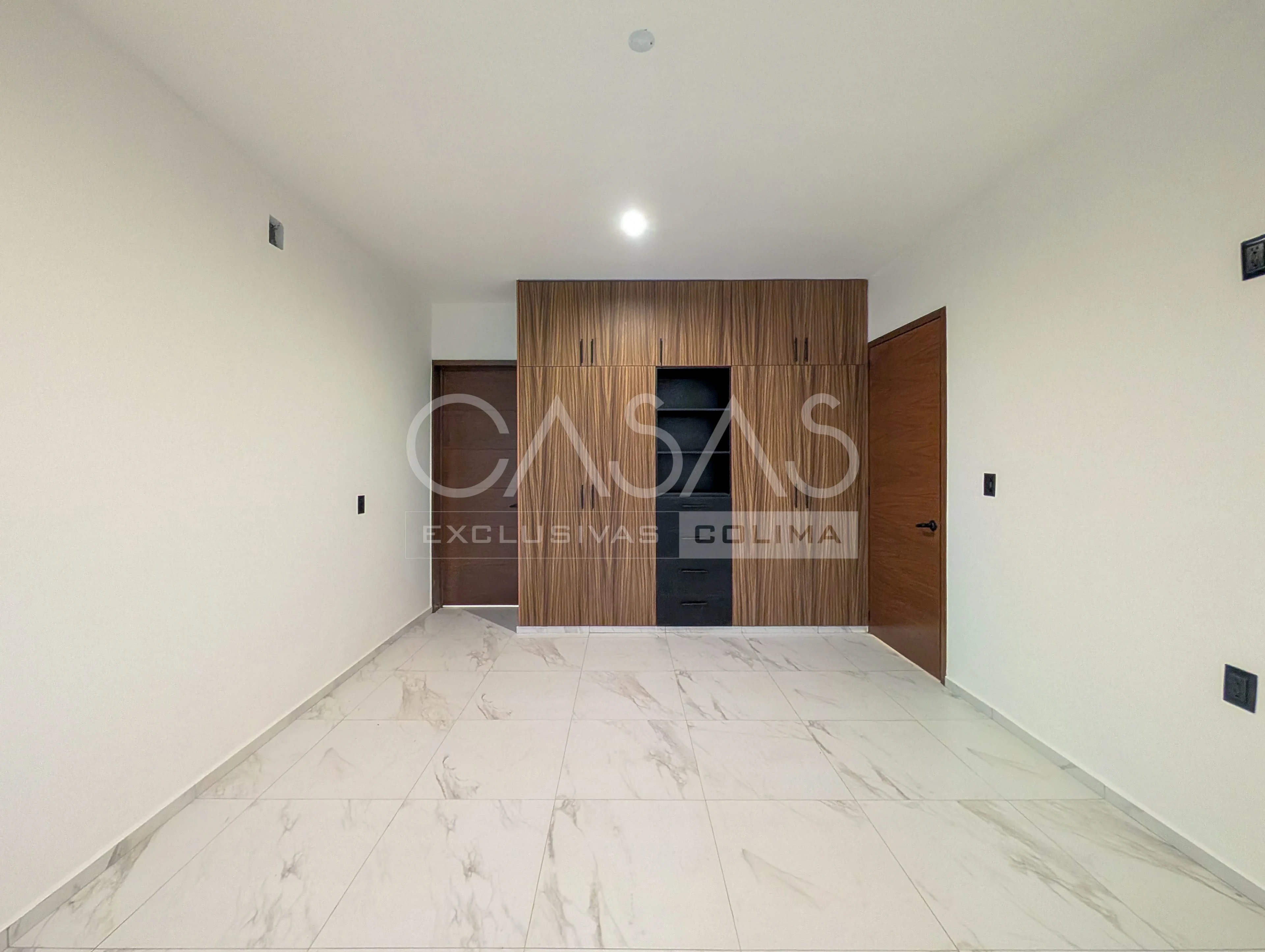 Bella casa en venta en el norte de Colima con portón automatizado 12