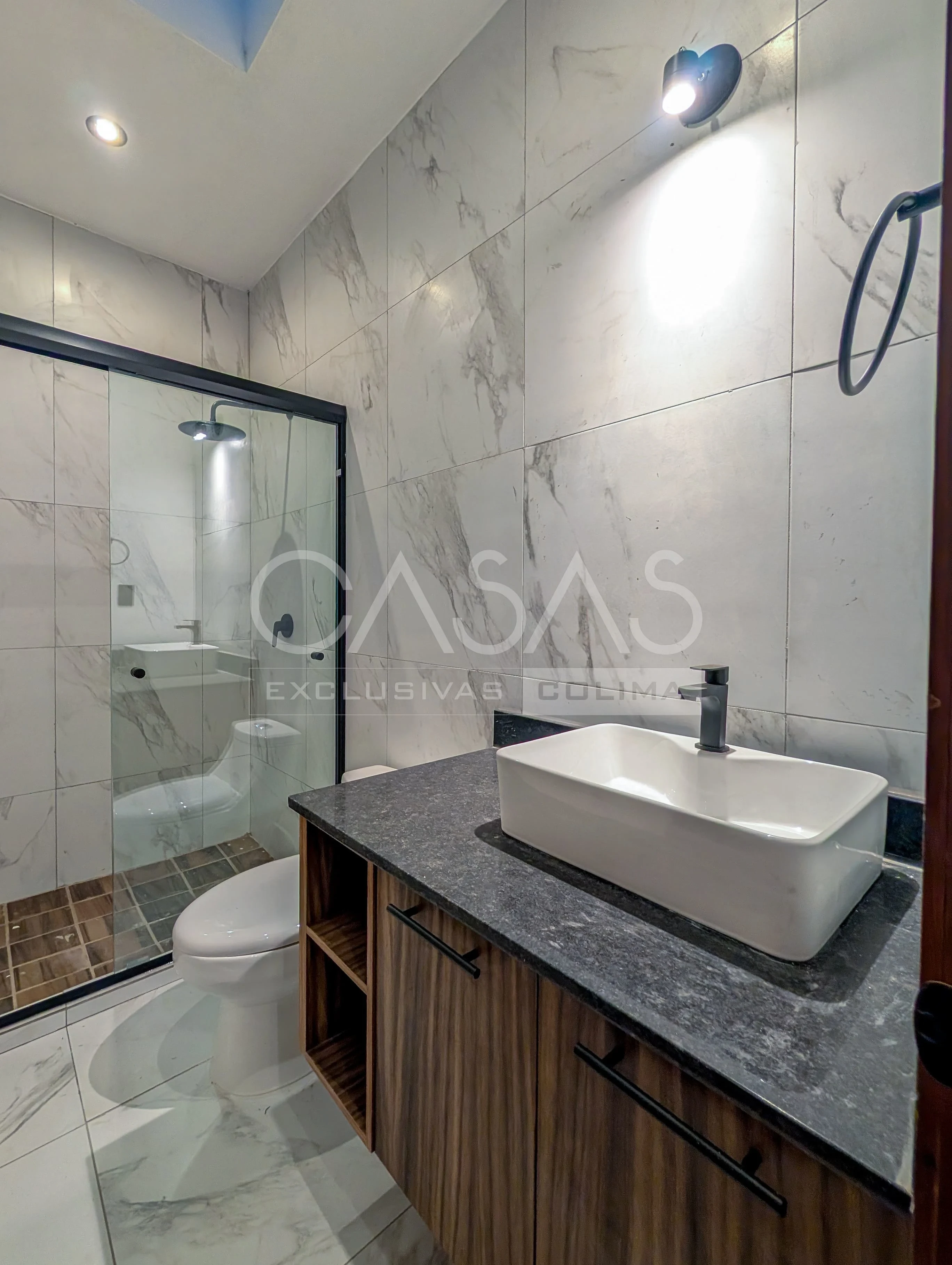 Bella casa en venta en el norte de Colima con portón automatizado 10