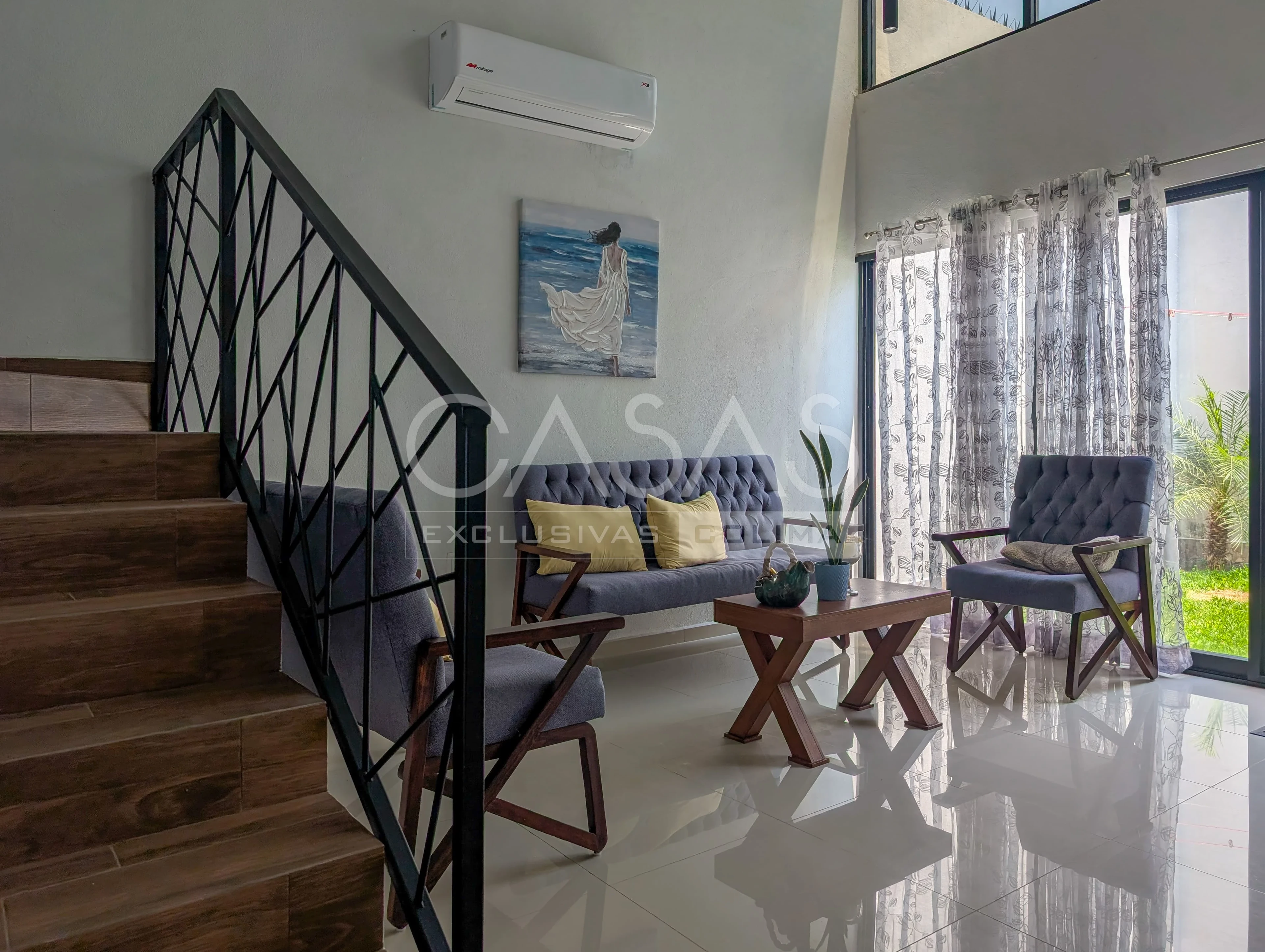 Hermosa casa en venta al norte de Colima, recamara en planta baja y porton 9