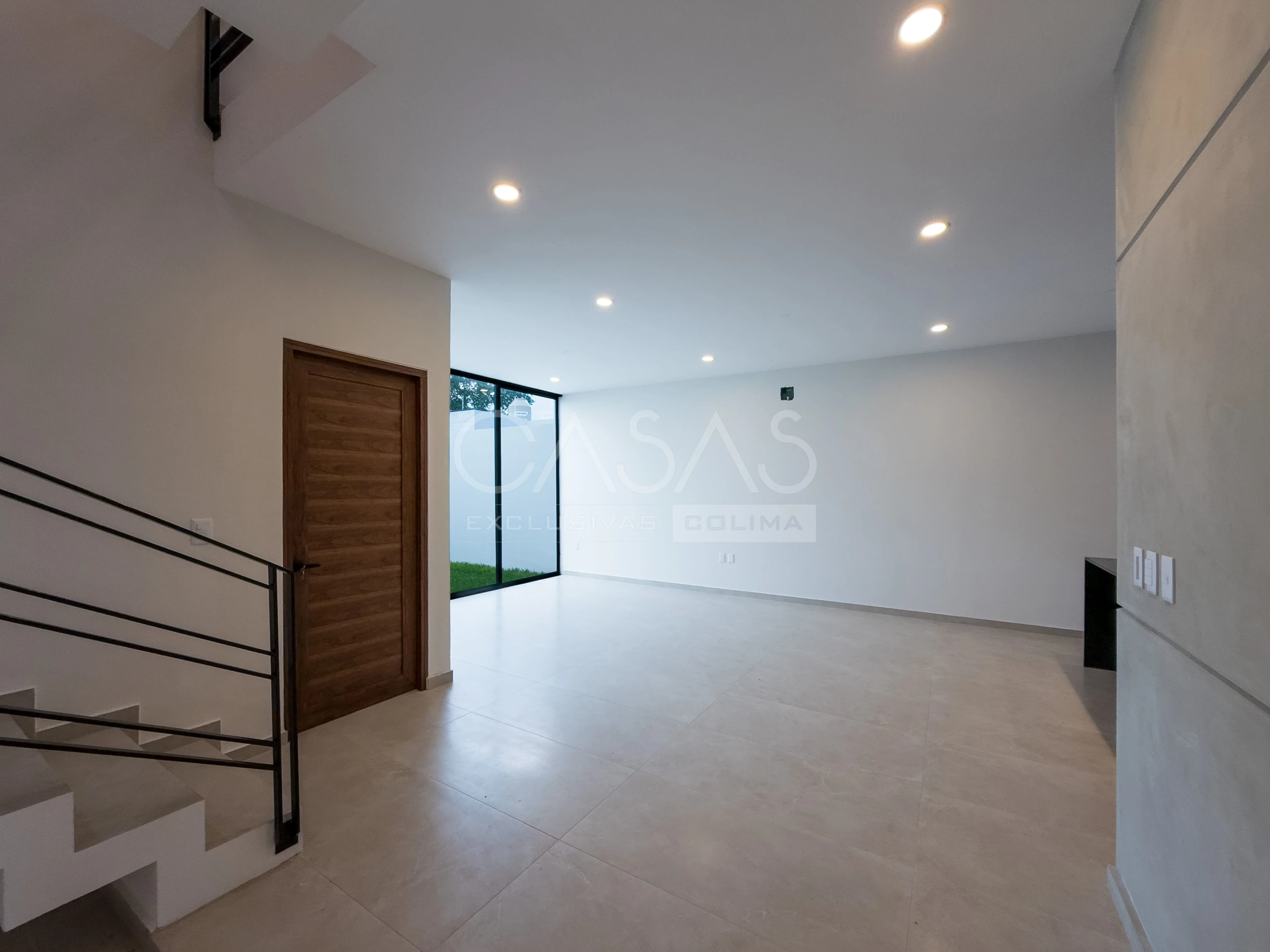 Hermosa casa en venta en nuevo desarrollo en zona norte en Colima 4