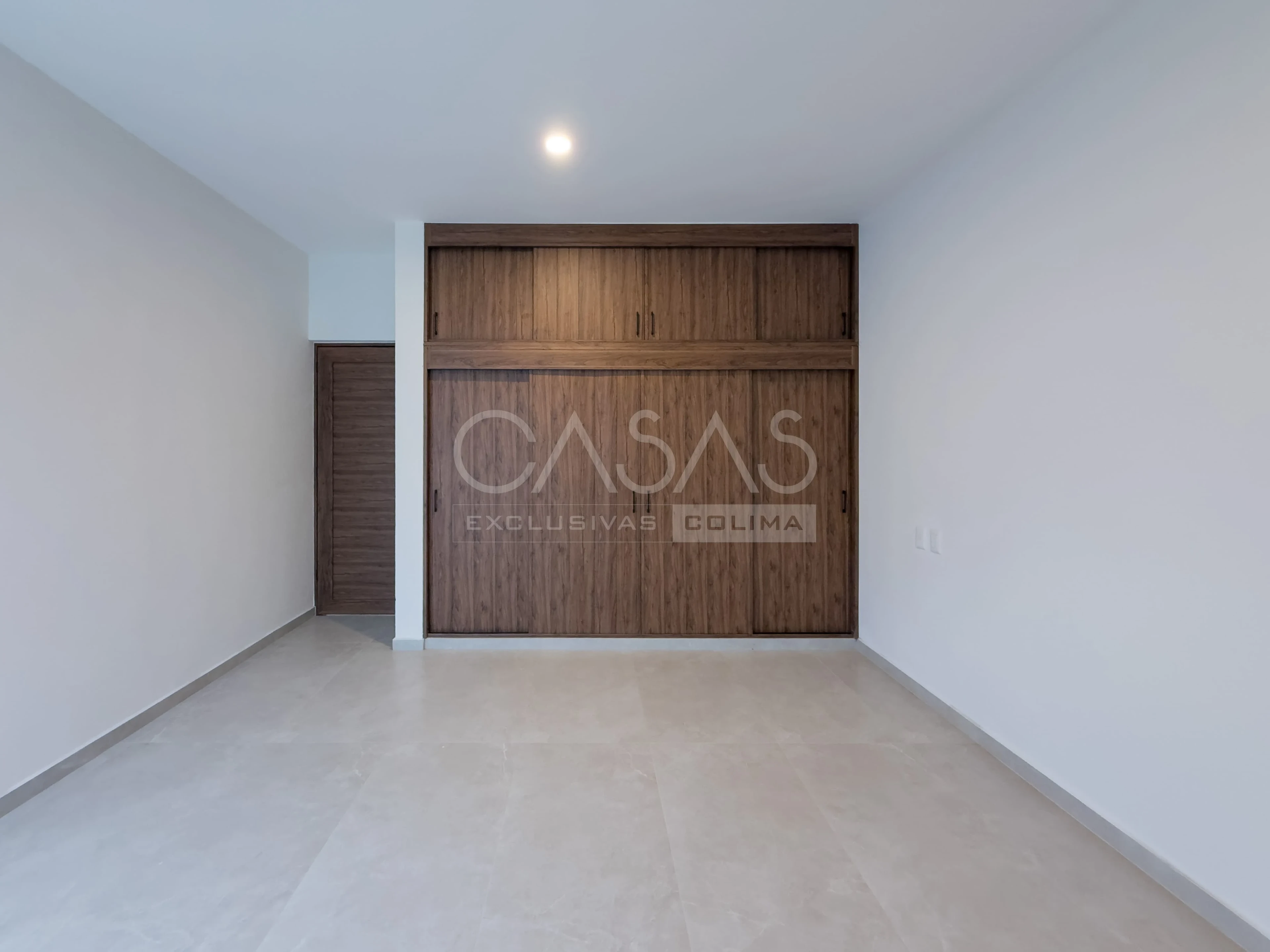 Hermosa casa en venta en nuevo desarrollo en zona norte en Colima 15