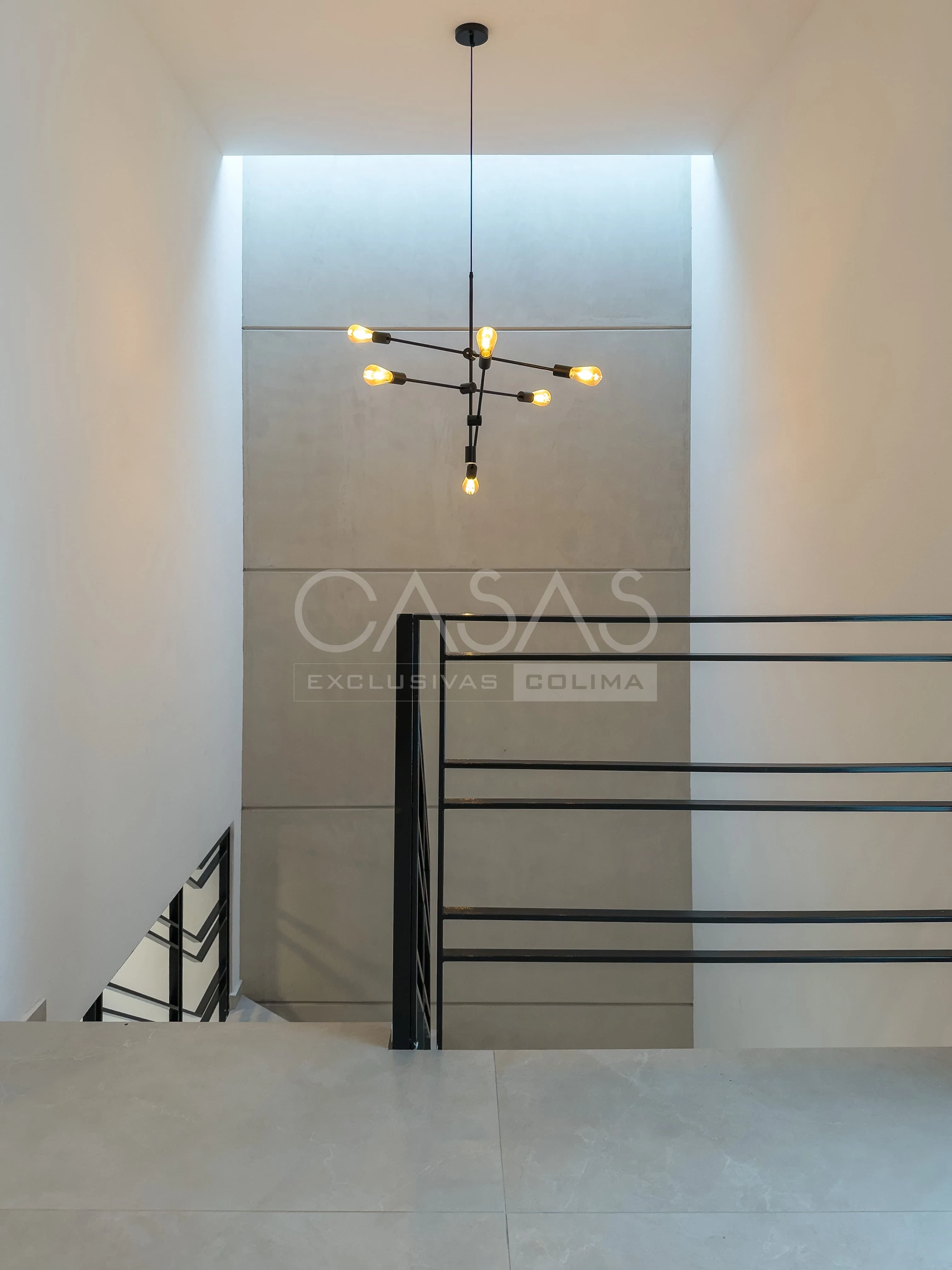 Hermosa casa en venta en nuevo desarrollo en zona norte en Colima 18