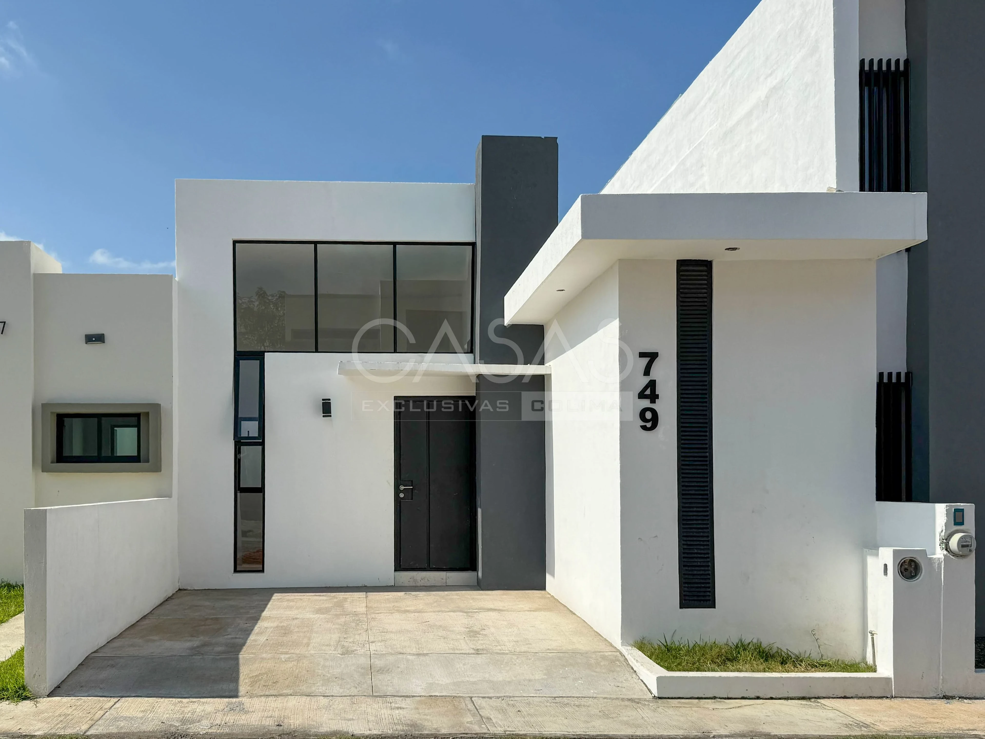 Linda casa en venta en Villa de Álvarez, Colima cerca de tercer anillo