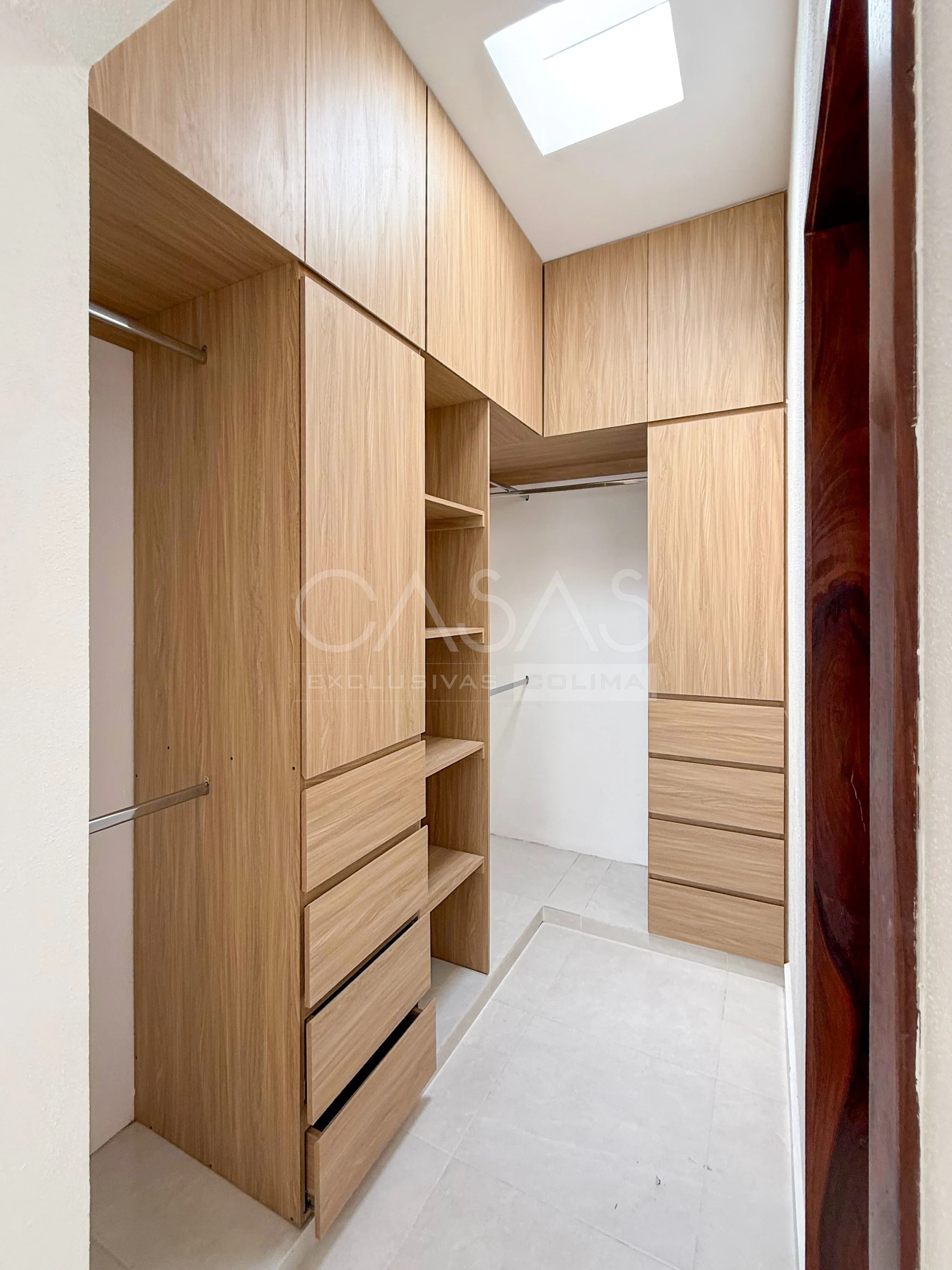 Linda casa en venta en Villa de Álvarez, Colima cerca de tercer anillo 11