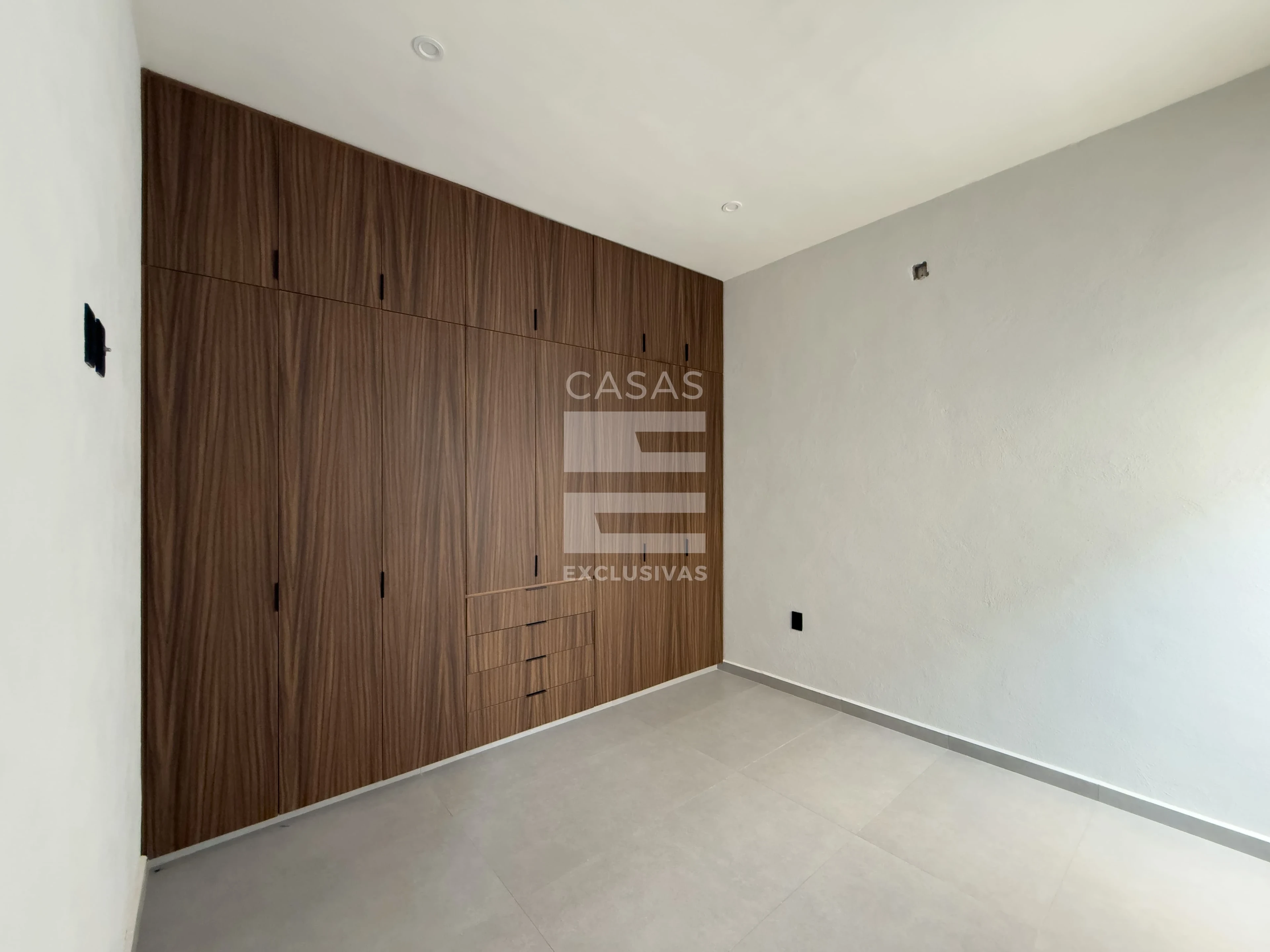 Preciosa casa en venta en zona norte de Colima en residencial Punto Rioja 10