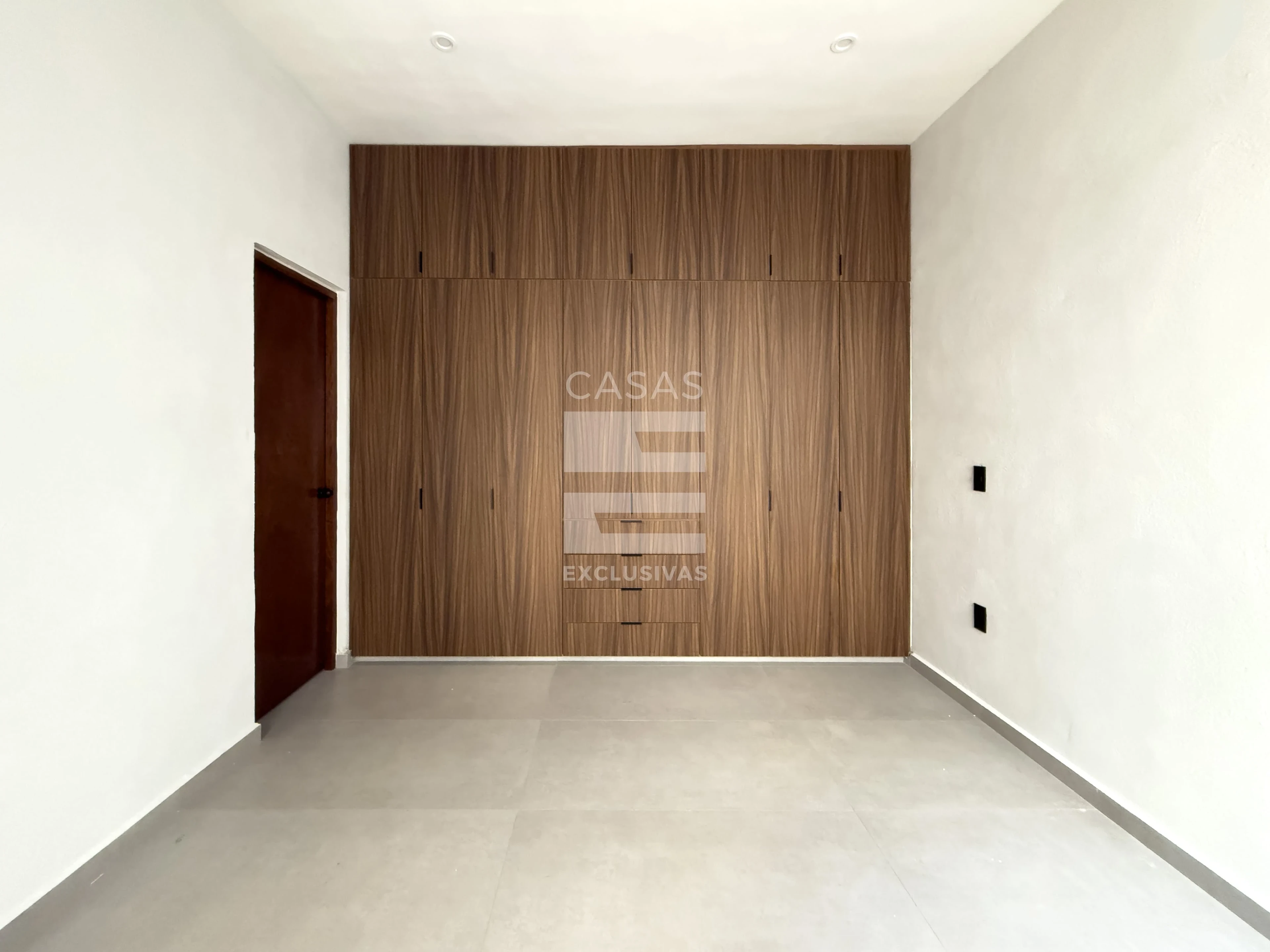 Preciosa casa en venta en zona norte de Colima en residencial Punto Rioja 6