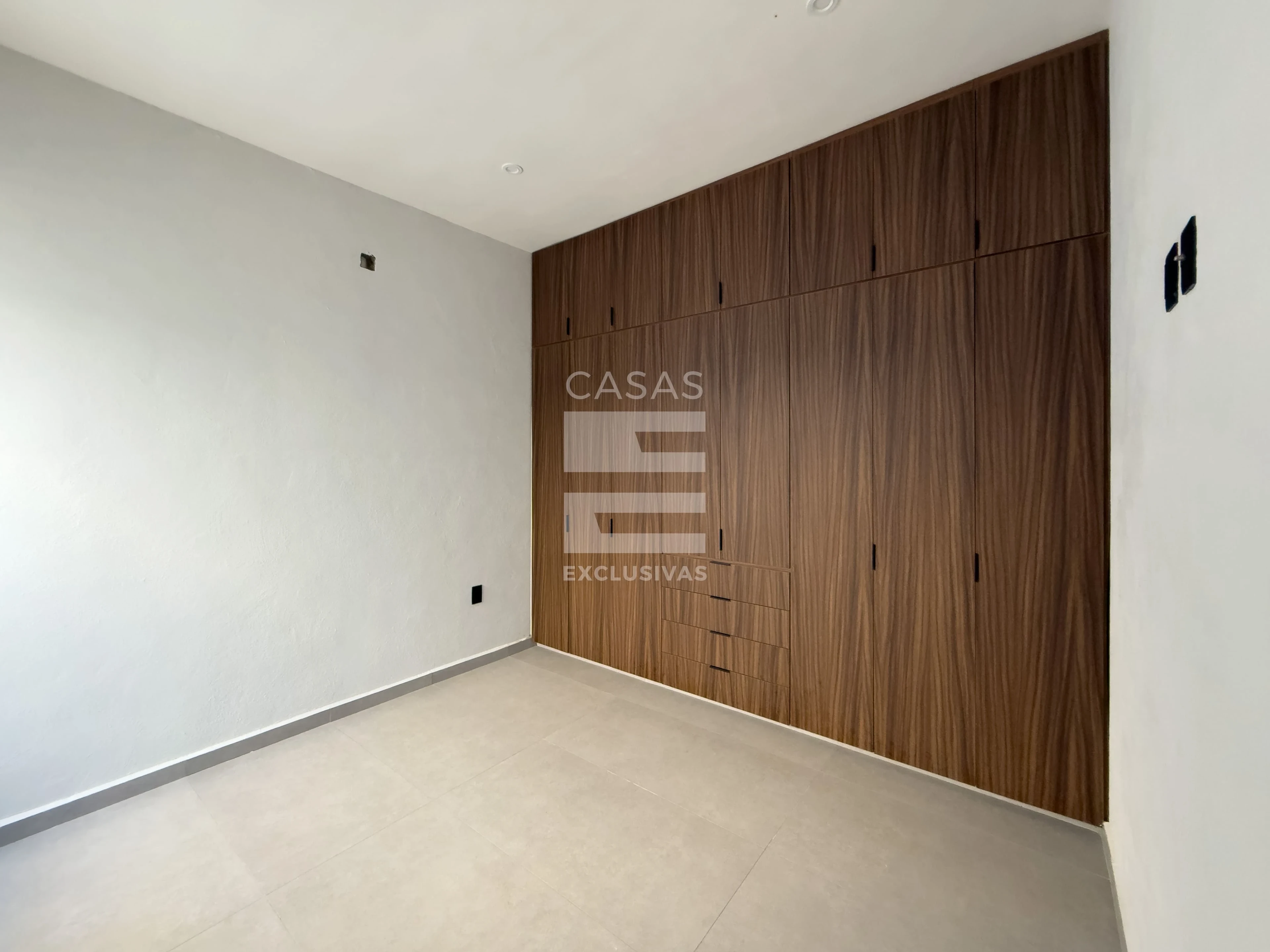 Preciosa casa en venta en zona norte de Colima en residencial Punto Rioja 8