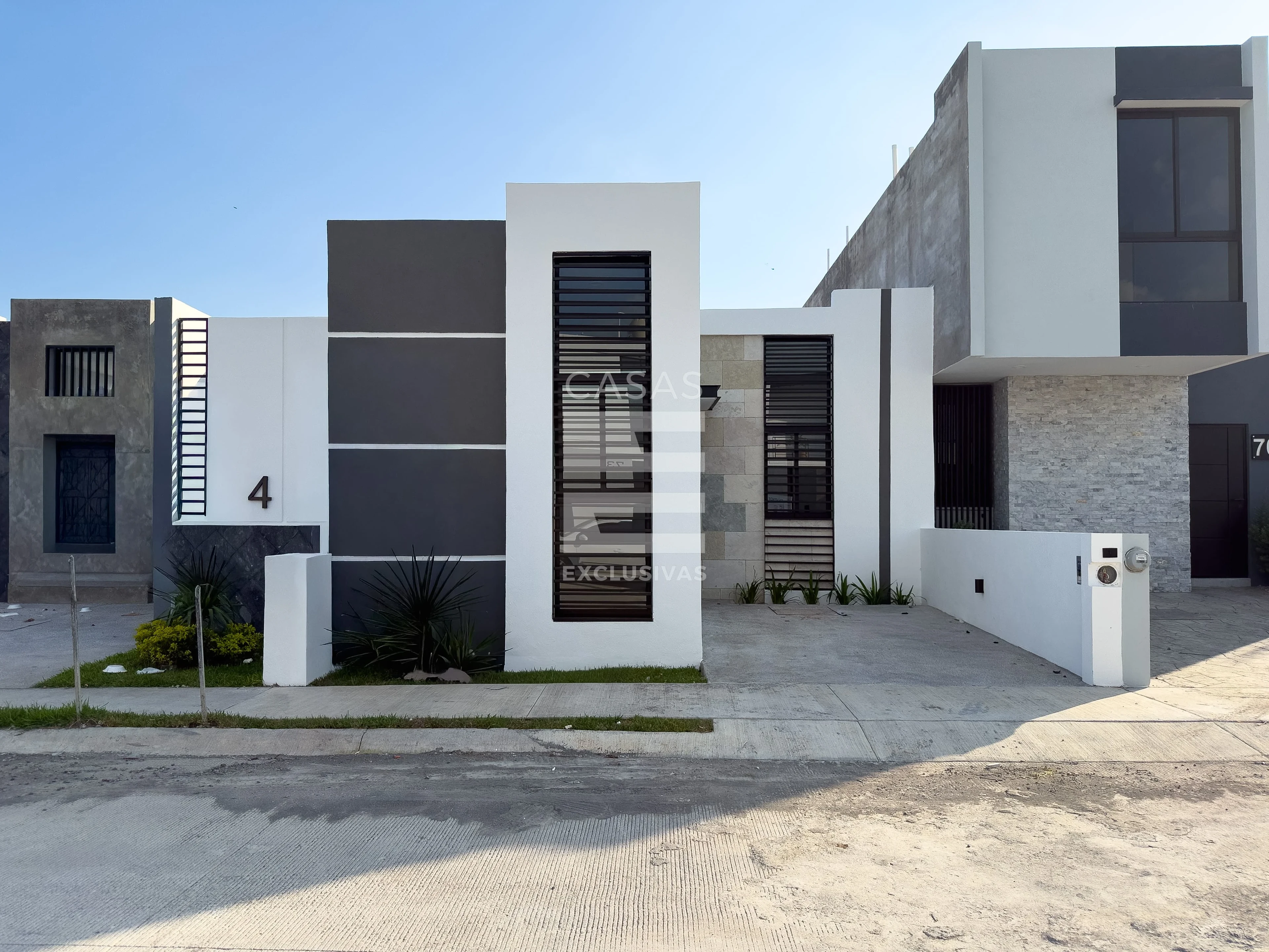 Preciosa casa en venta en zona norte de Colima en residencial Punto Rioja