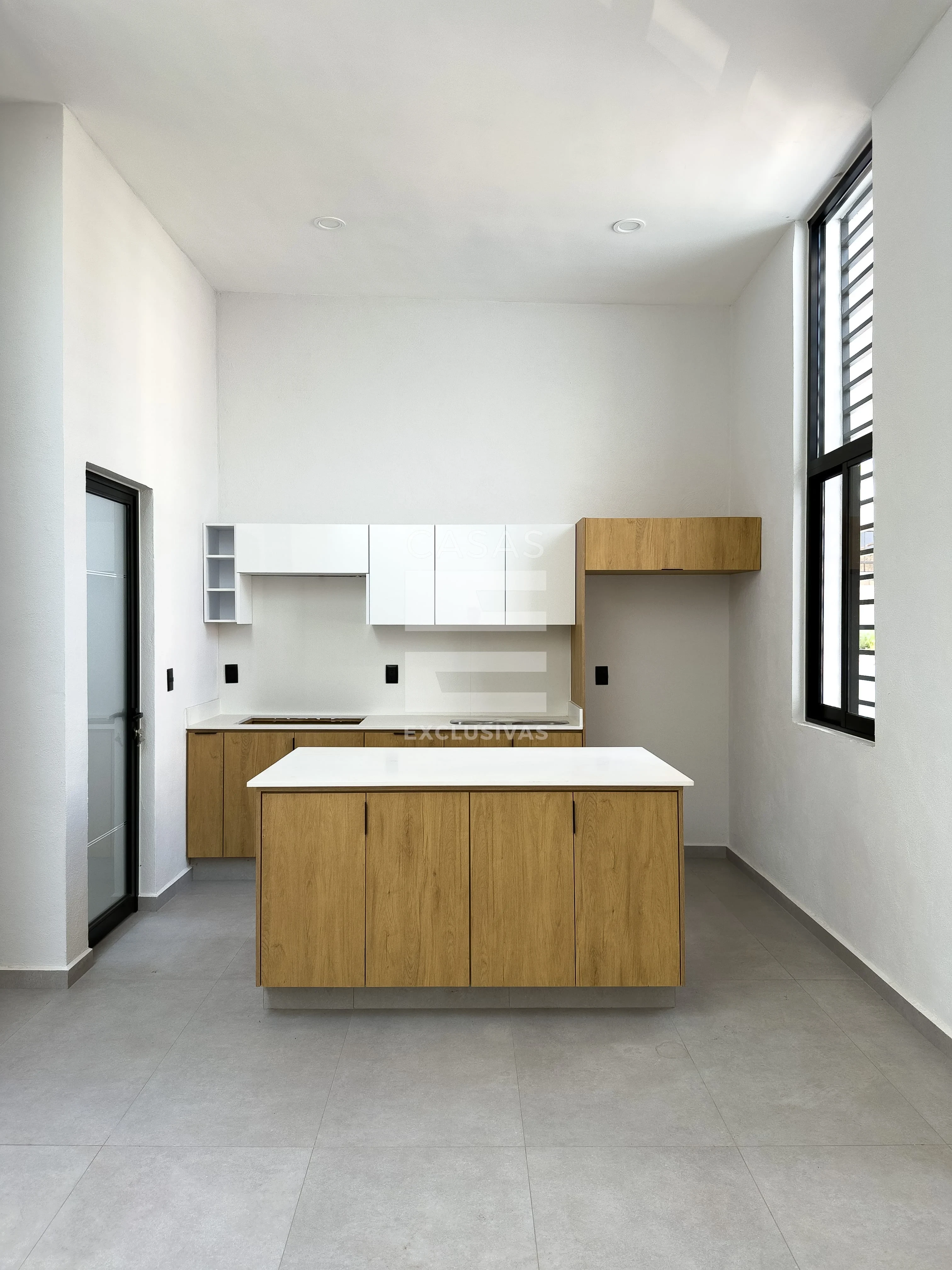 Preciosa casa en venta en zona norte de Colima en residencial Punto Rioja 4