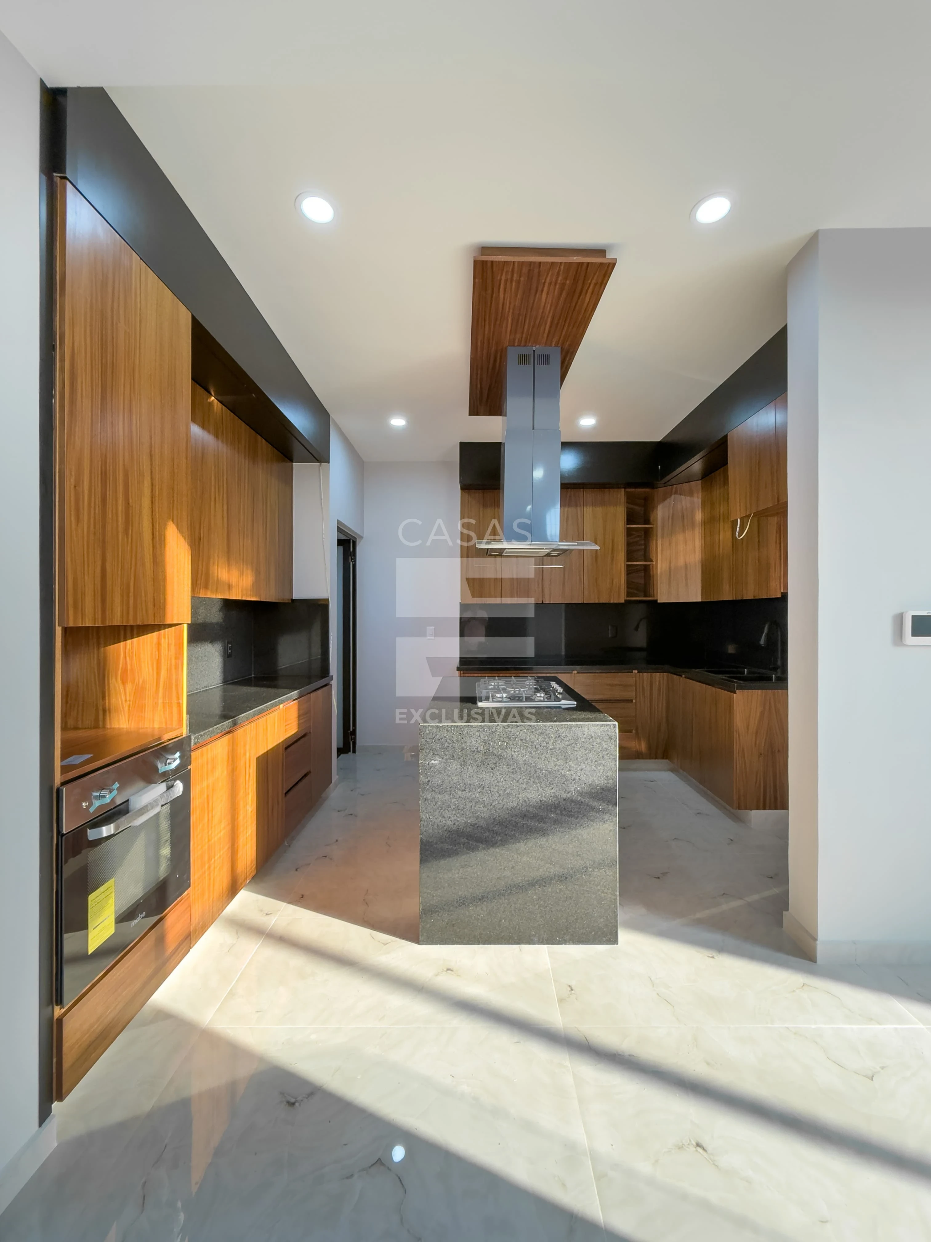 Preciosa casa en venta en zona norte de Colima con excelente ubicación 6