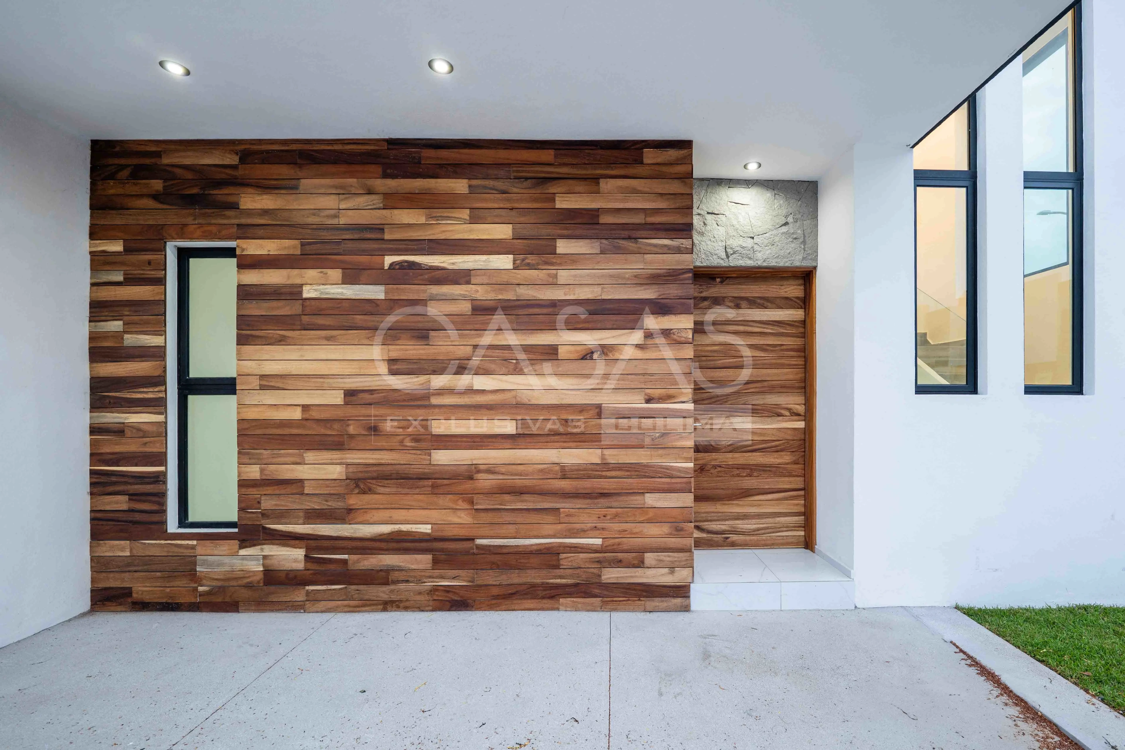 En venta hermosa casa en esquina en zona norte de Colima 4