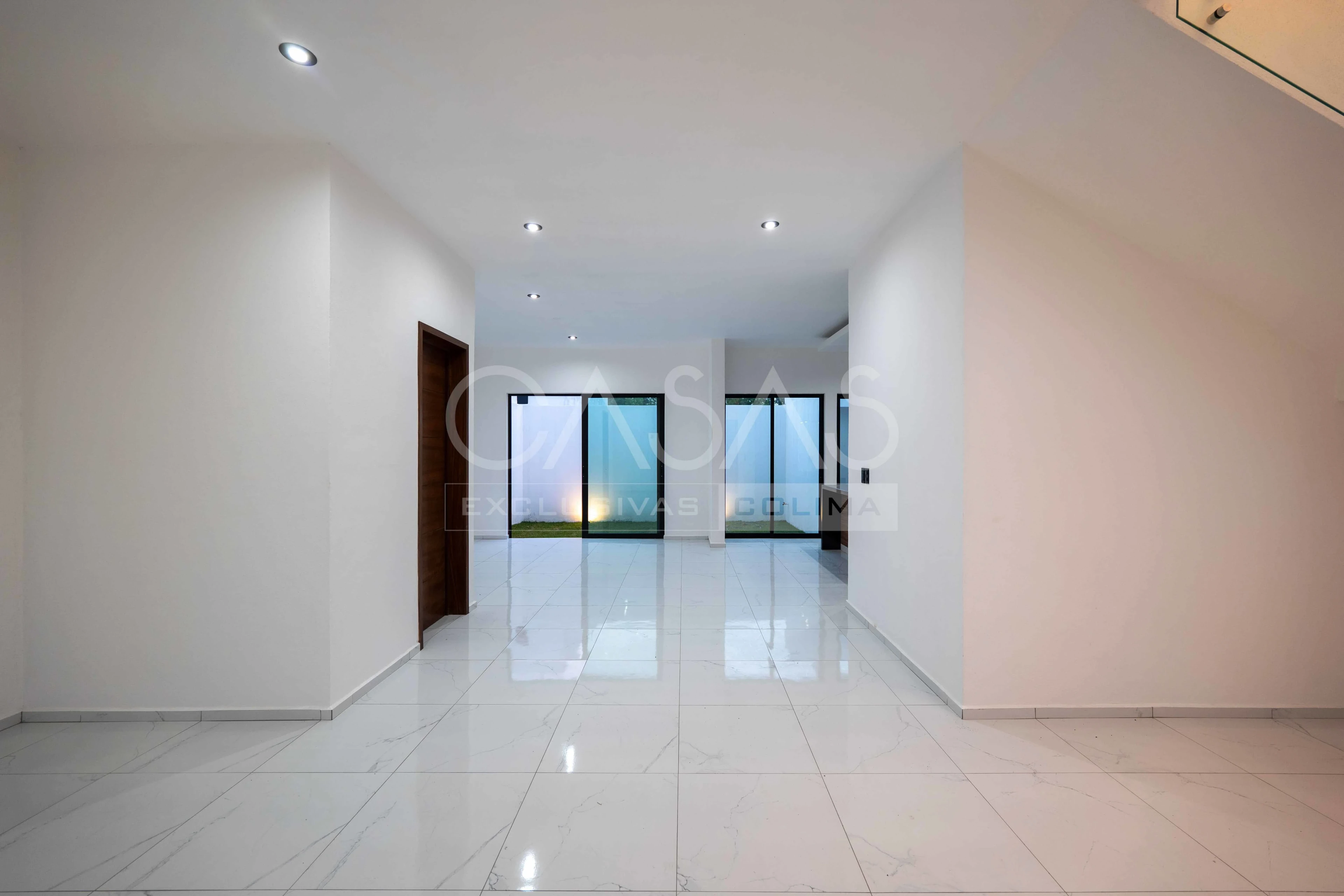 En venta hermosa casa en esquina en zona norte de Colima 5