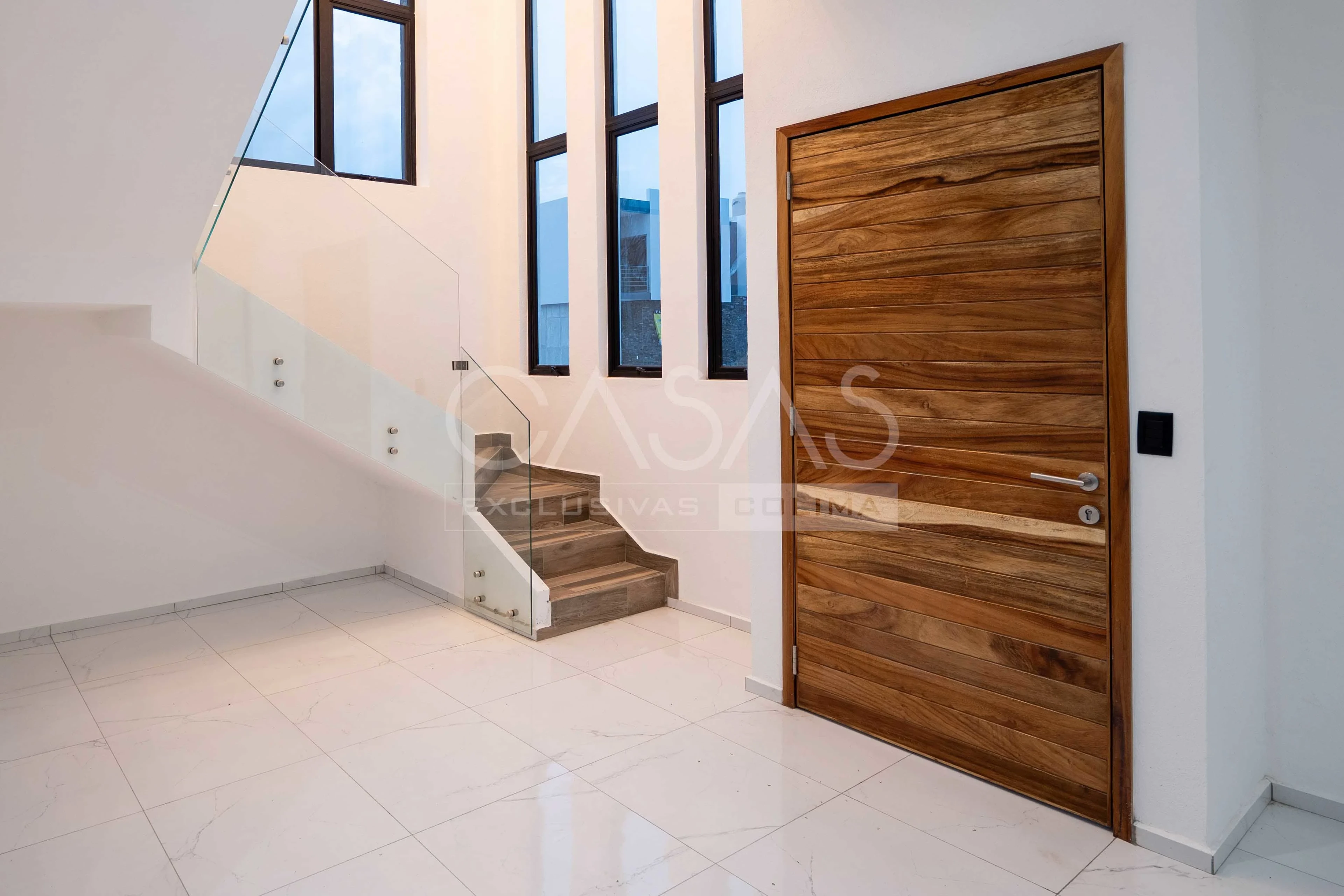 En venta hermosa casa en esquina en zona norte de Colima 12