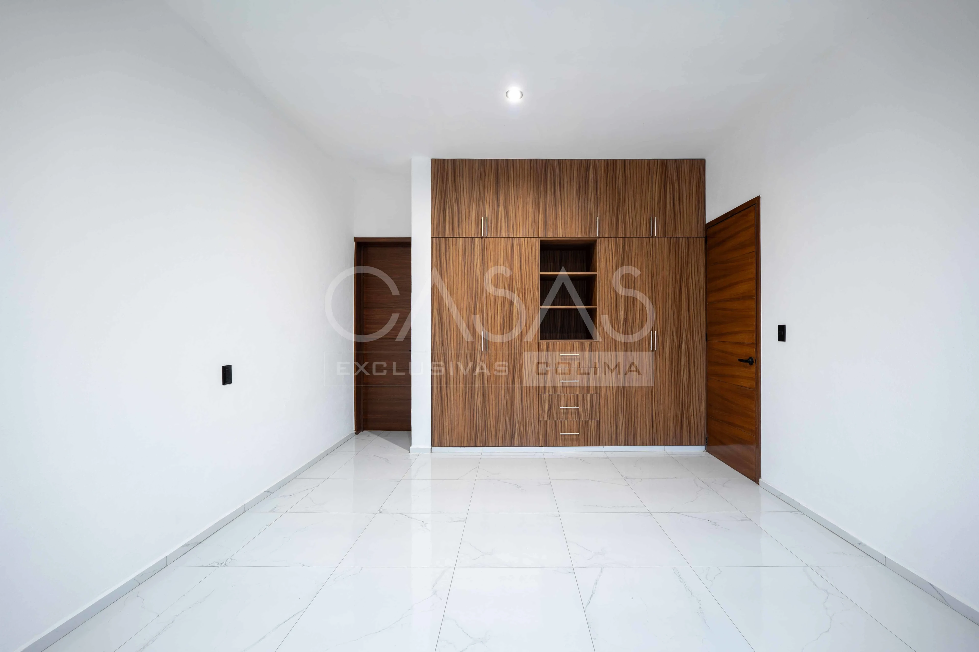 En venta hermosa casa en esquina en zona norte de Colima 14