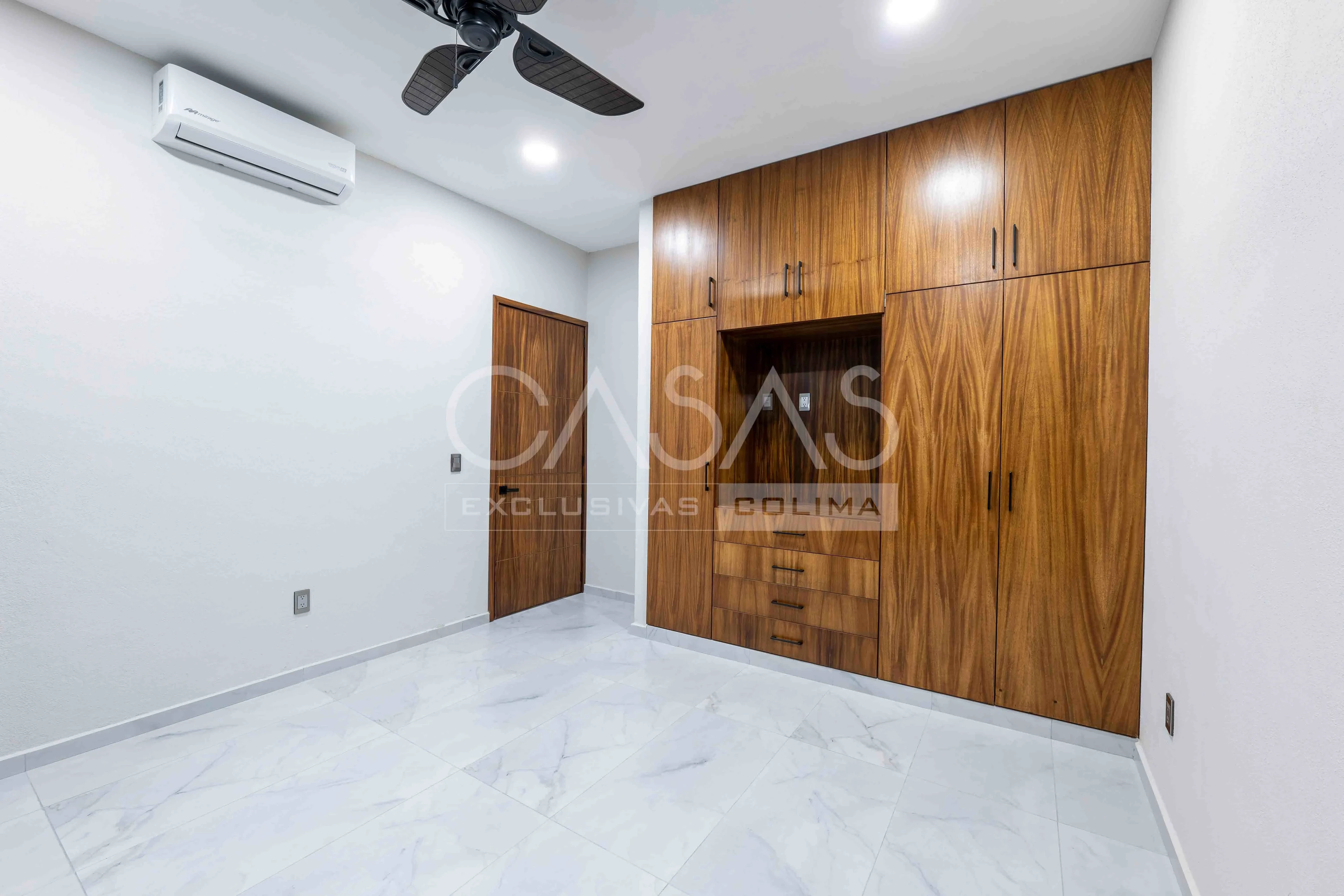 Casa en venta en zona norte de Colima con alberca 16