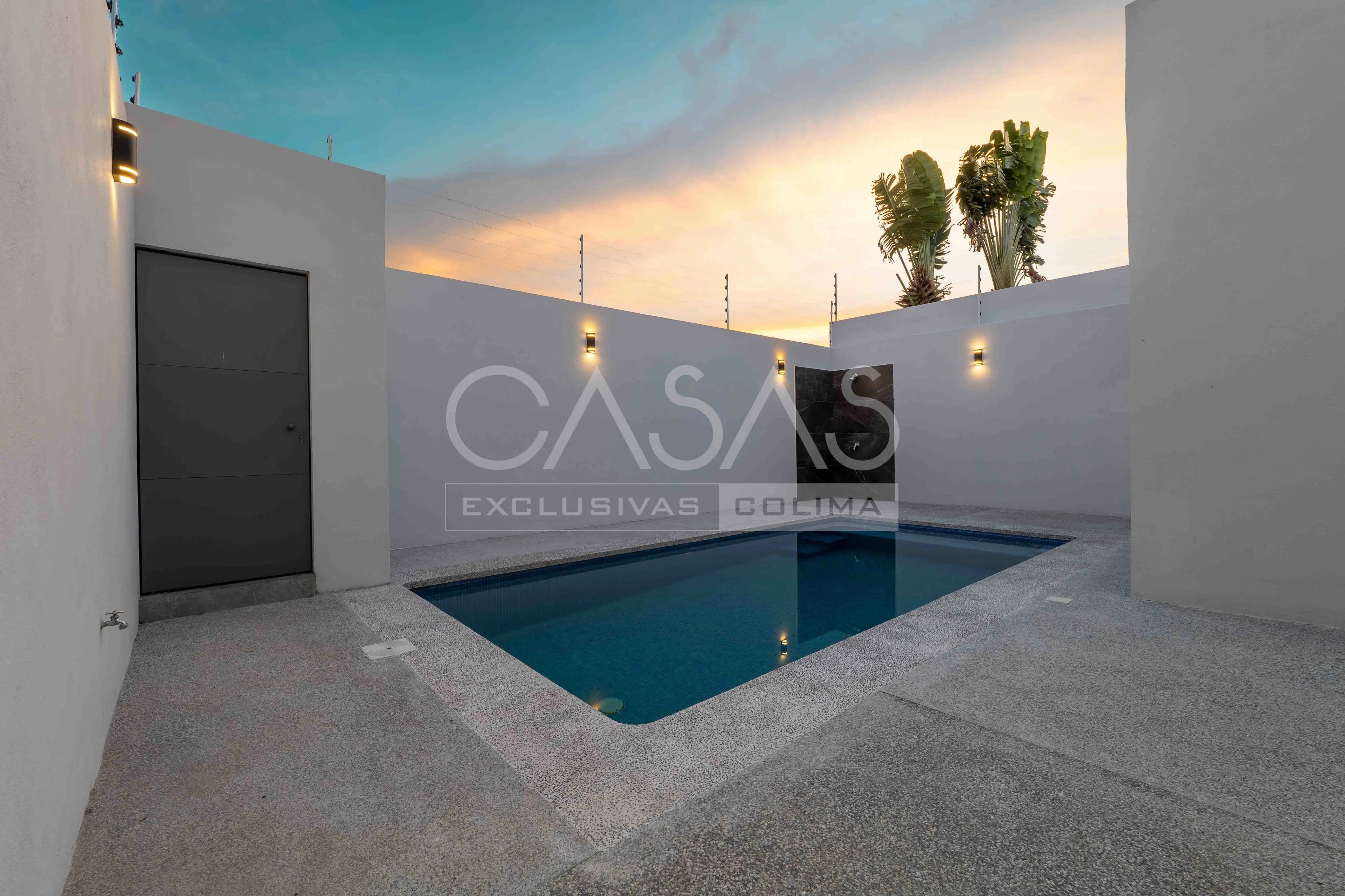 Casa en venta en zona norte de Colima con alberca 17