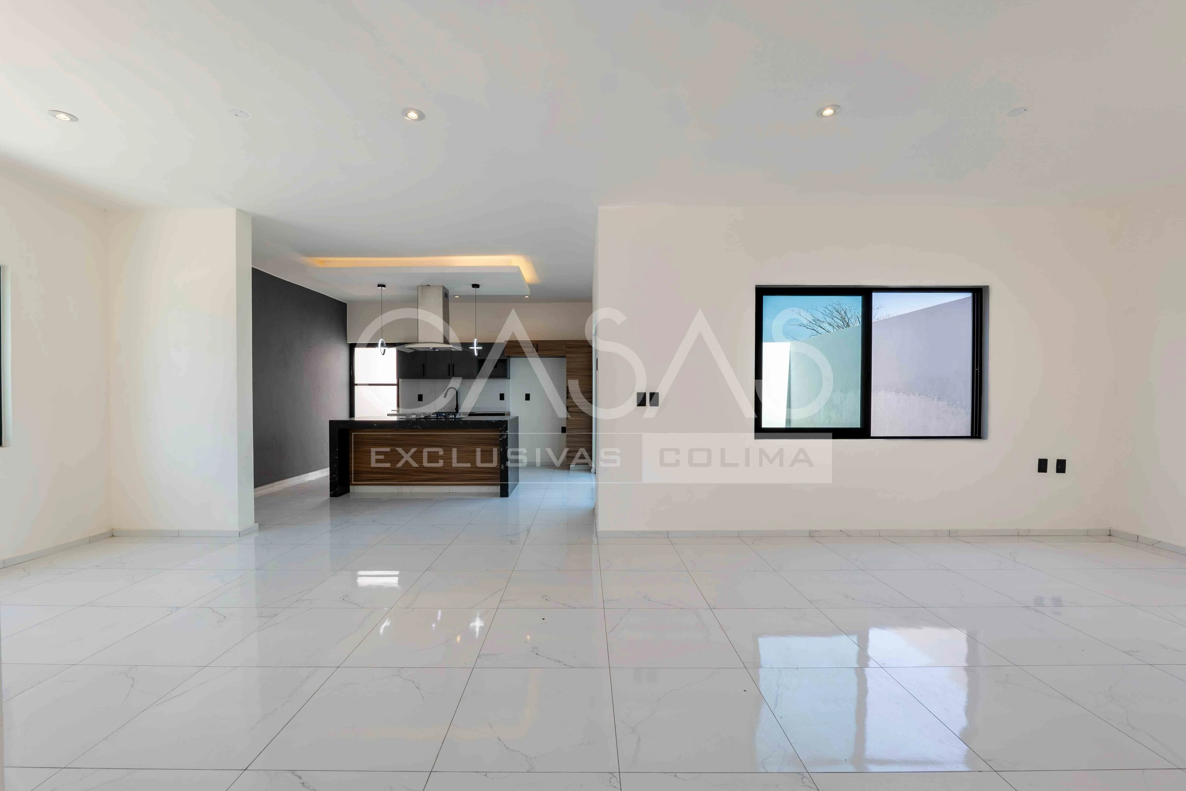 Preciosa casa en esquina en venta en zona norte de Colima, súper fresca y con amplios espacios 5