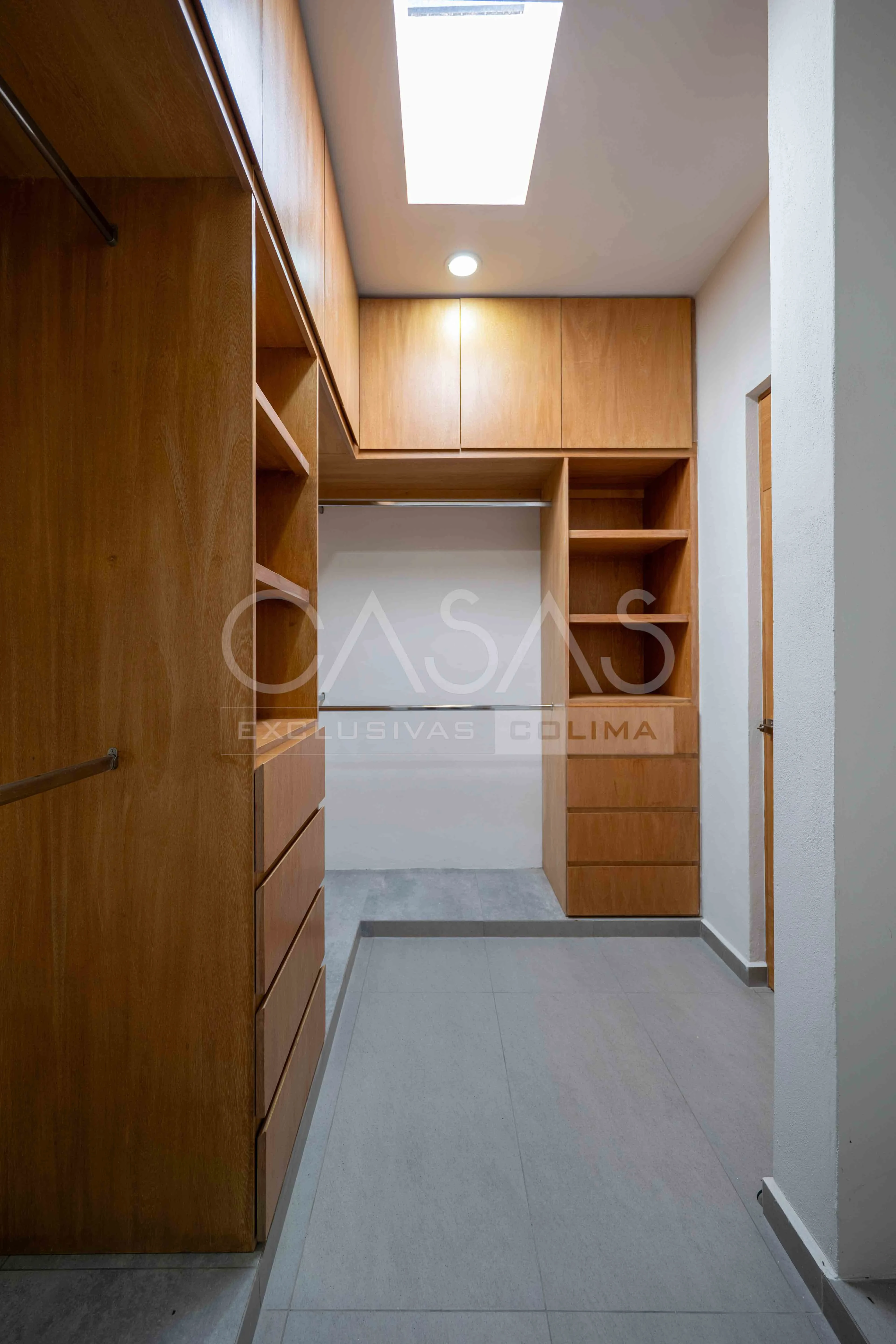 Bellísima residencia en venta en esquina, Zona norte de Colima 16