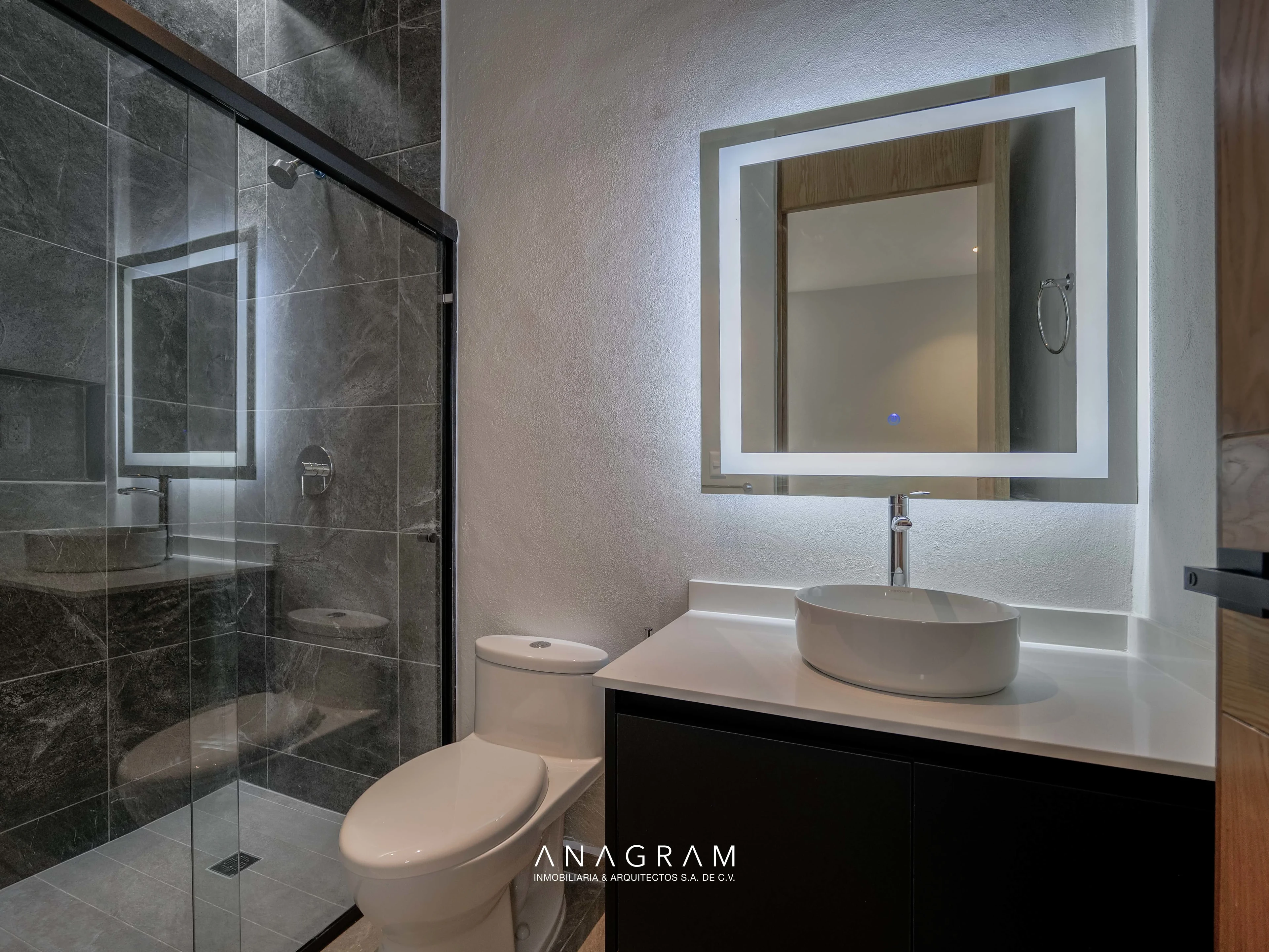 Preciosa casa en venta en Real de Comala con Recamara Principal en 1er piso 22