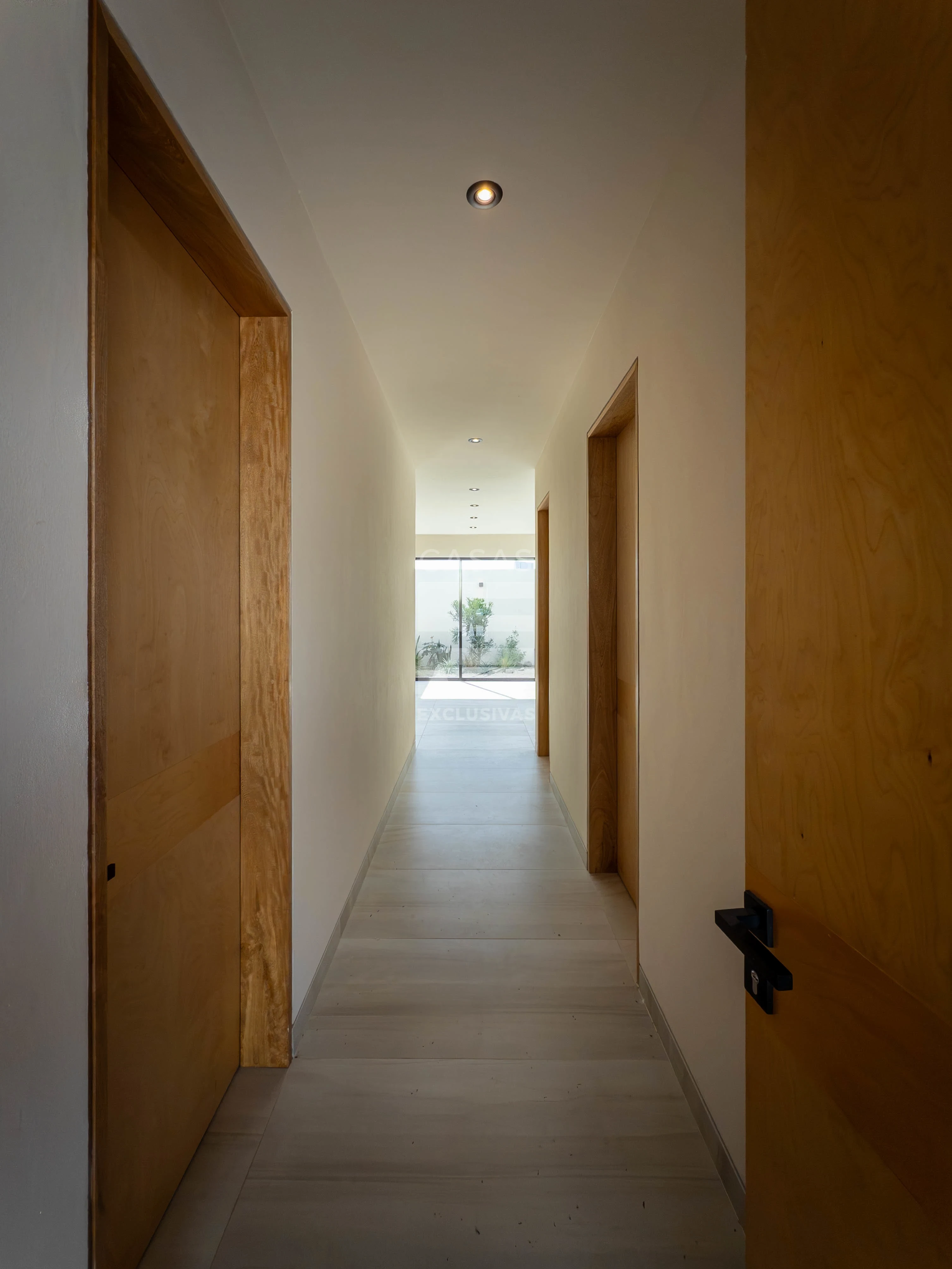 Hermosa casa en venta dentro de coto privado en una planta, zona norte de Colima 2